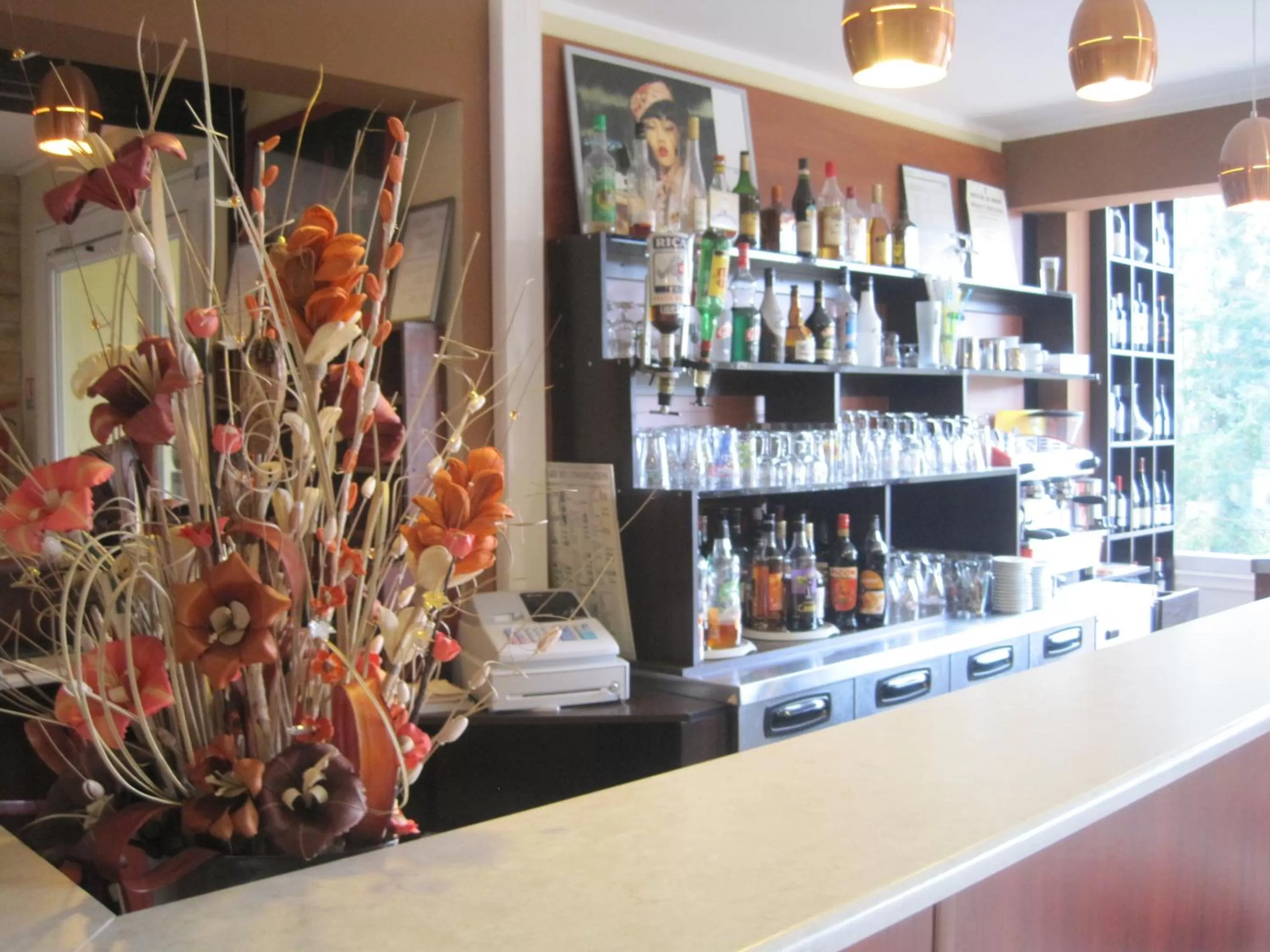 Lounge or bar in Hotel Restaurant Rive Gauche