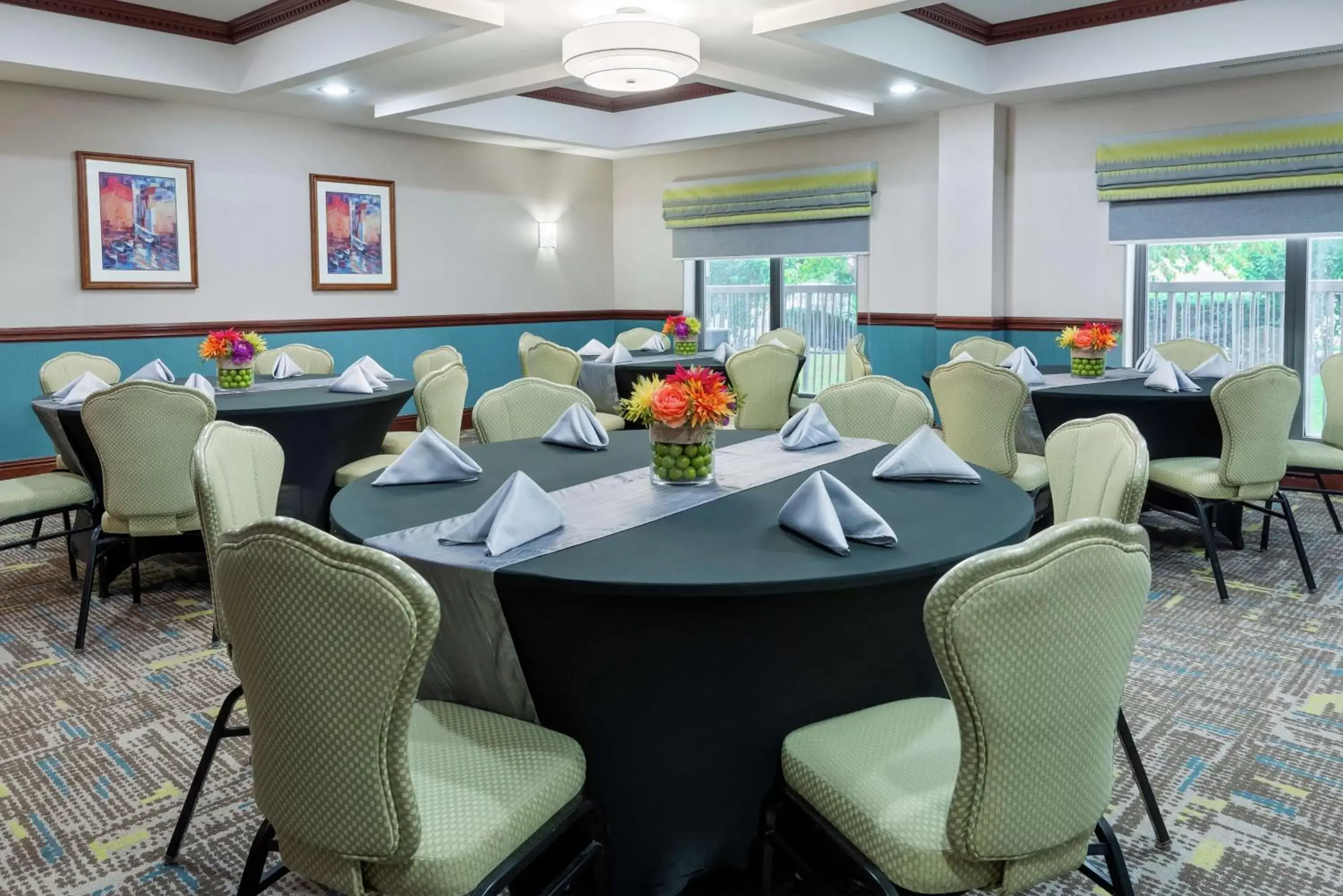 Meeting/conference room, Restaurant/Places to Eat in Hampton Inn South Plainfield-Piscataway