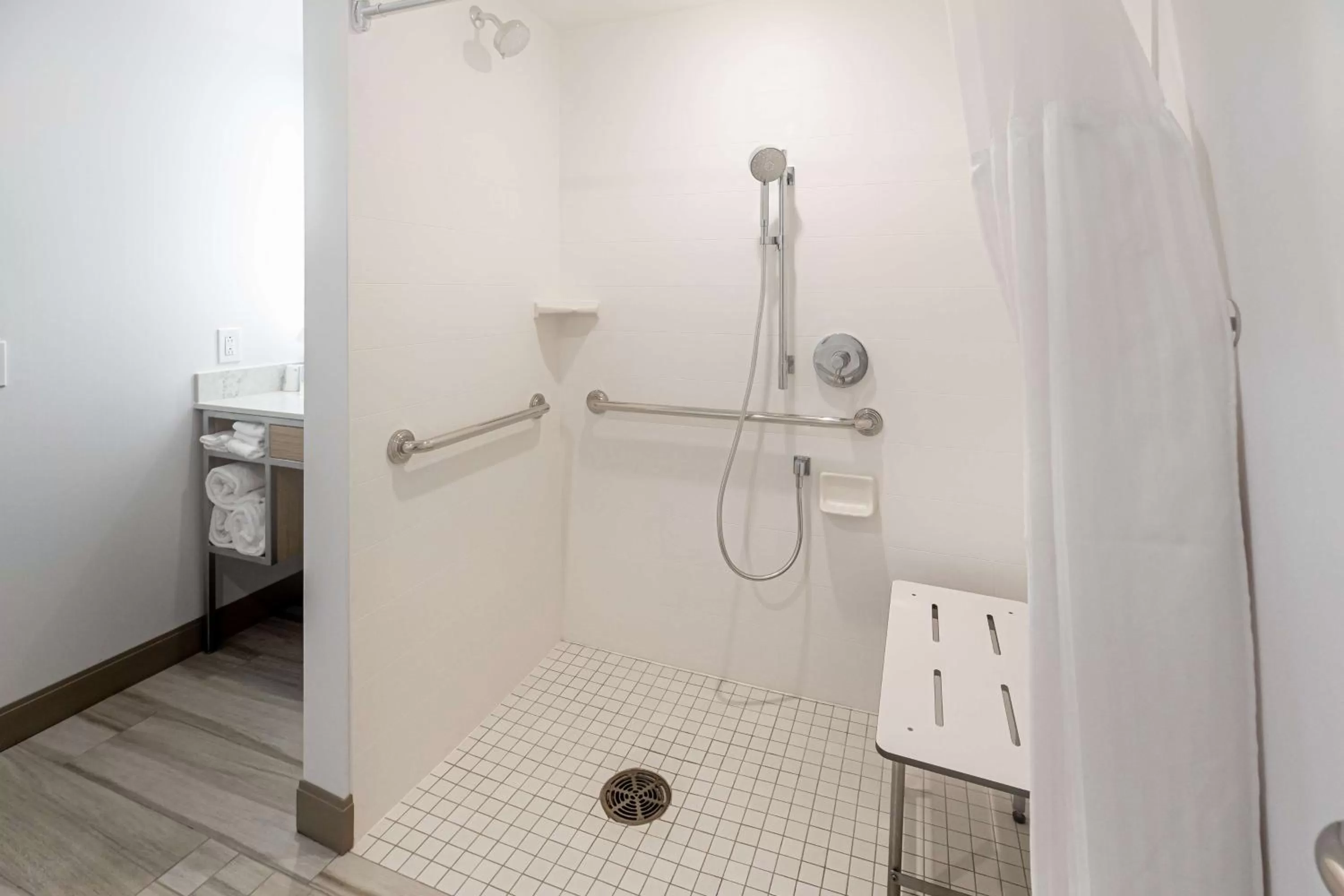 Bathroom in Hilton Garden Inn Ithaca