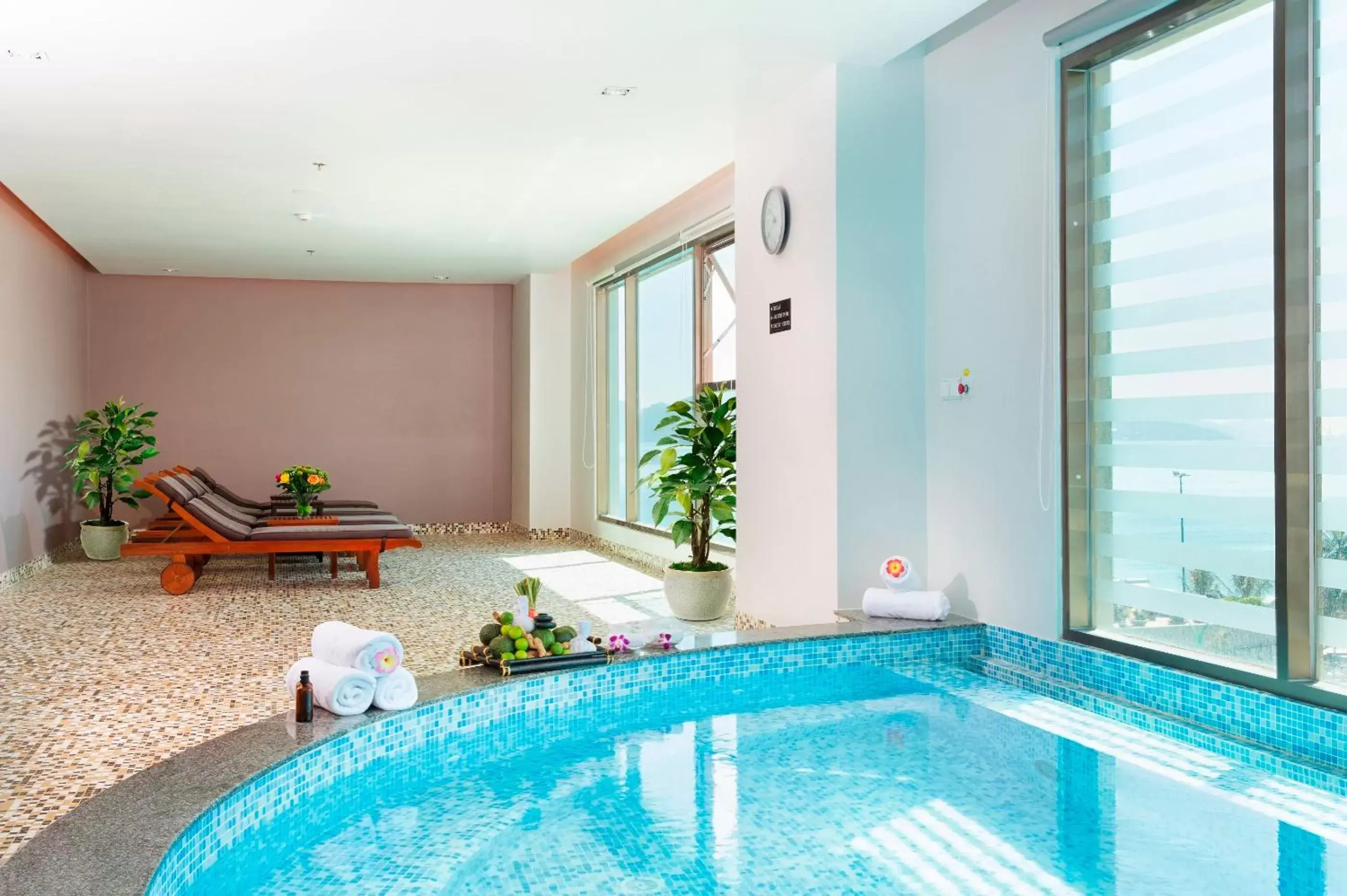 Spa and wellness centre/facilities, Swimming Pool in Havana Nha Trang Hotel
