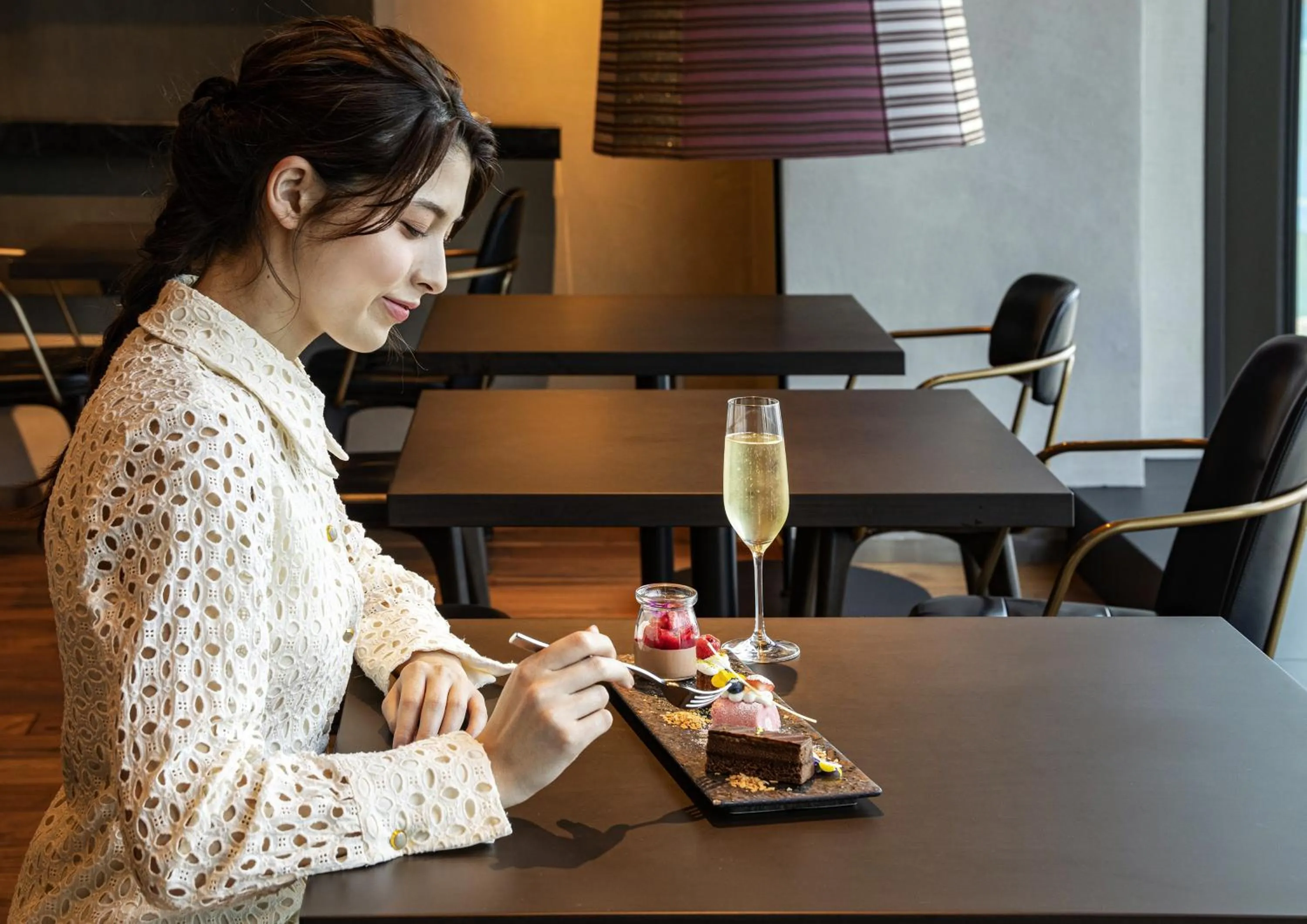 Living room in Pullman Tokyo Tamachi