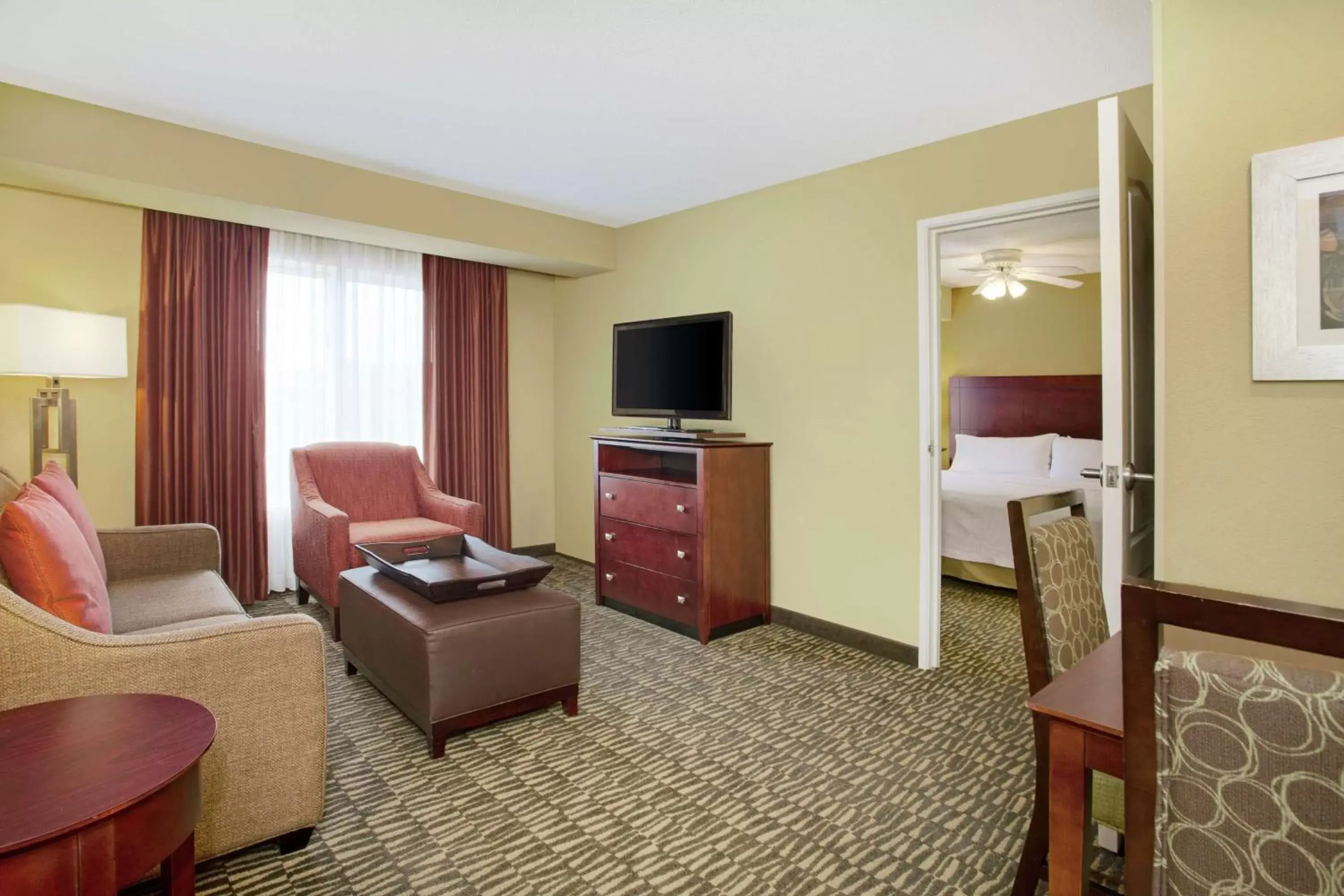 Bedroom, Seating Area in Homewood Suites by Hilton Tampa-Brandon