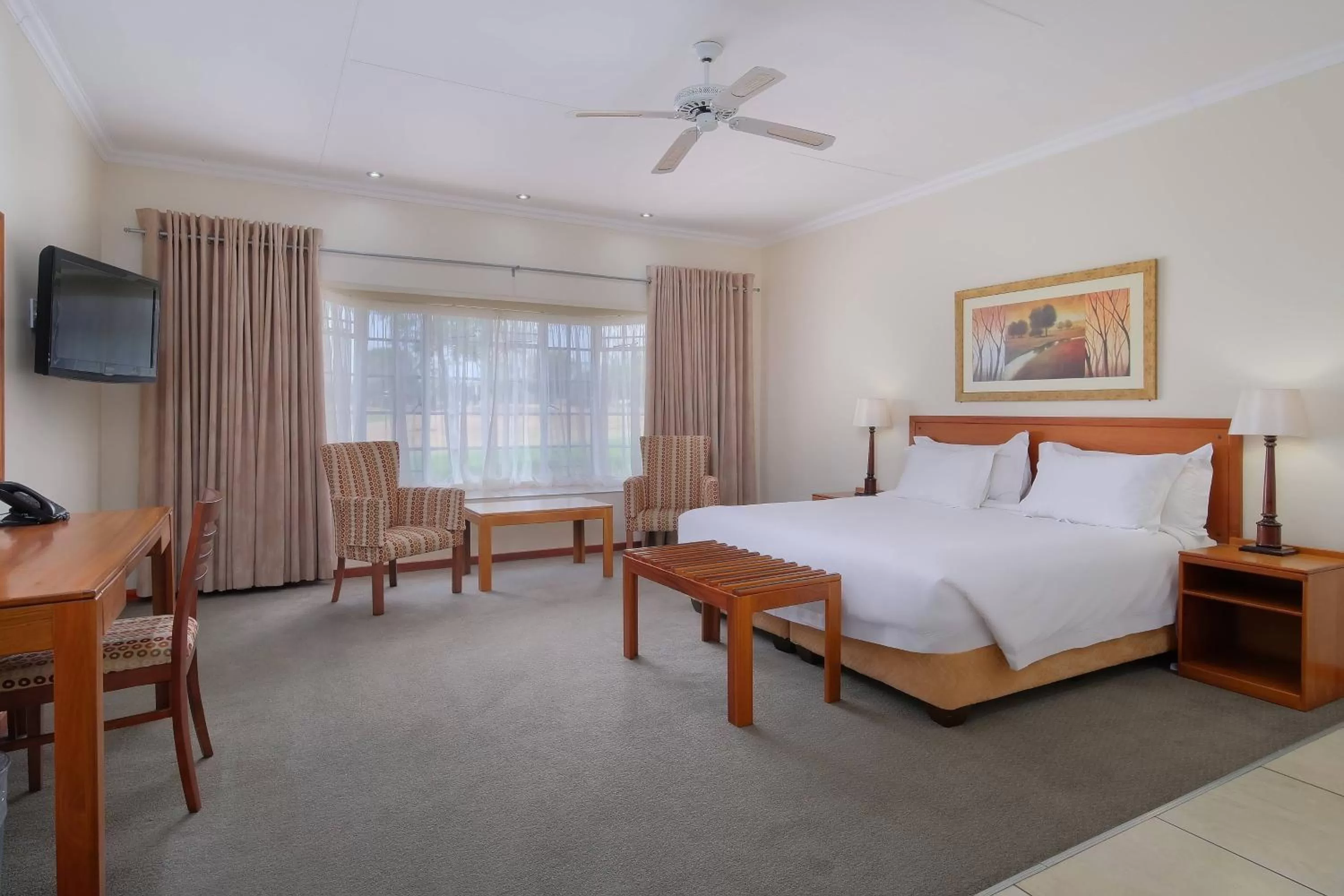 Photo of the whole room, Bed in Protea Hotel by Marriott Polokwane Ranch Resort