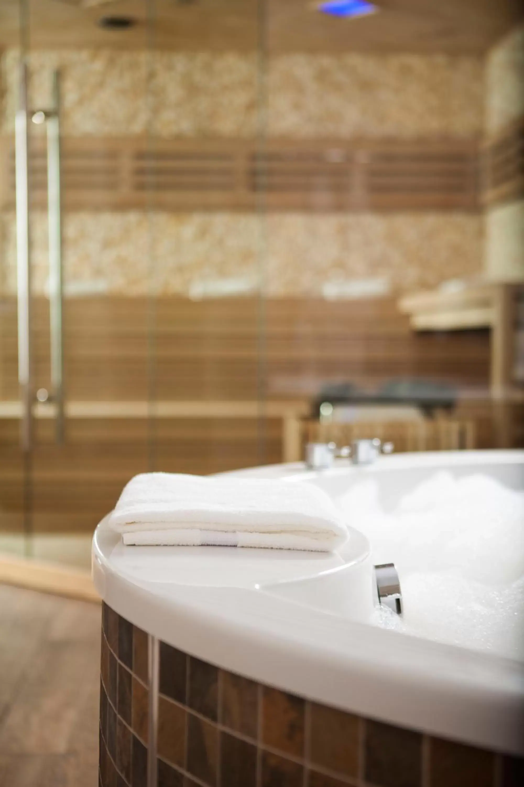 Sauna, Bathroom in B/W Premier Doncaster Mount Pleasant Hotel