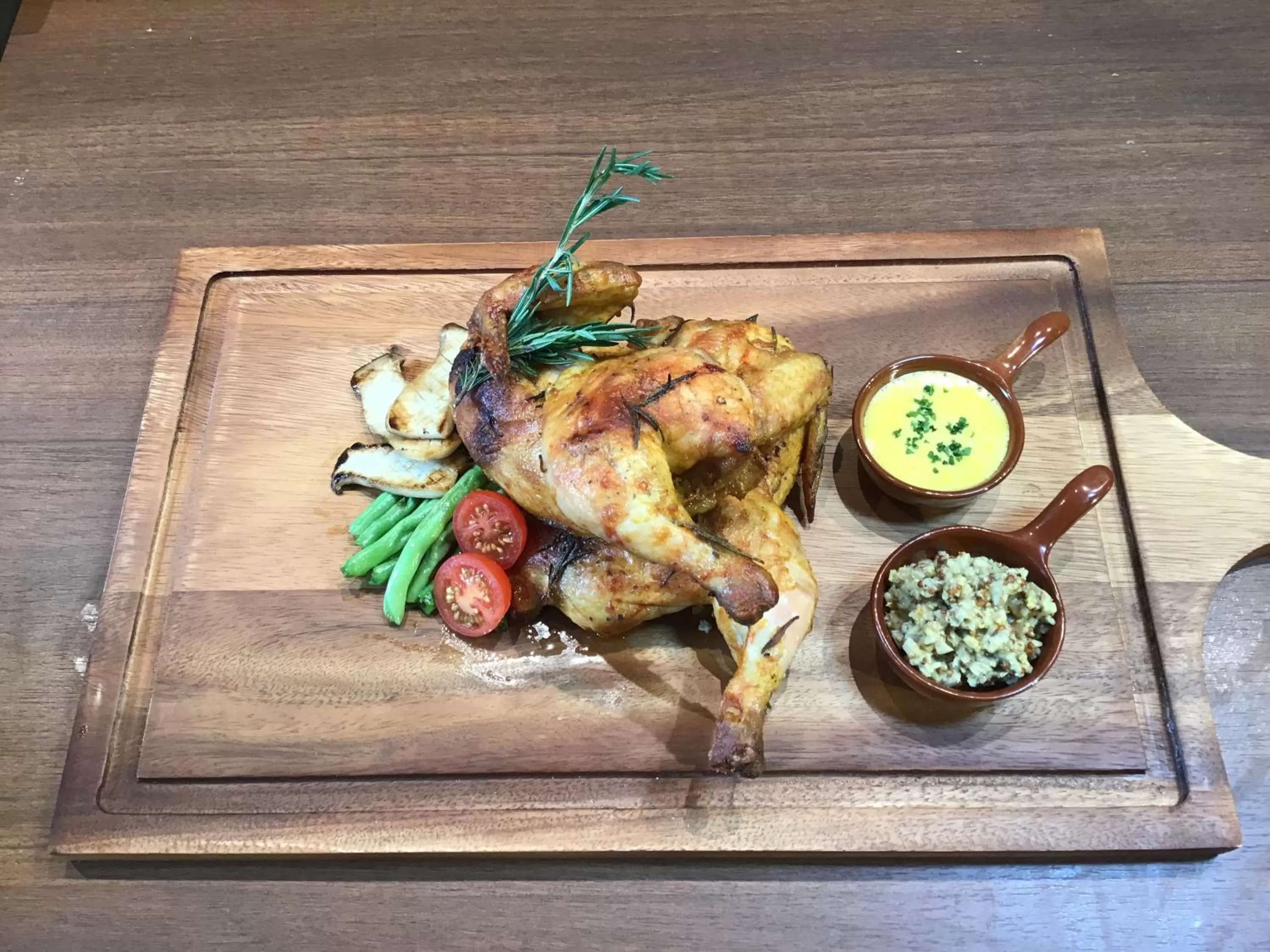 Food in 4 Monkeys Hotel