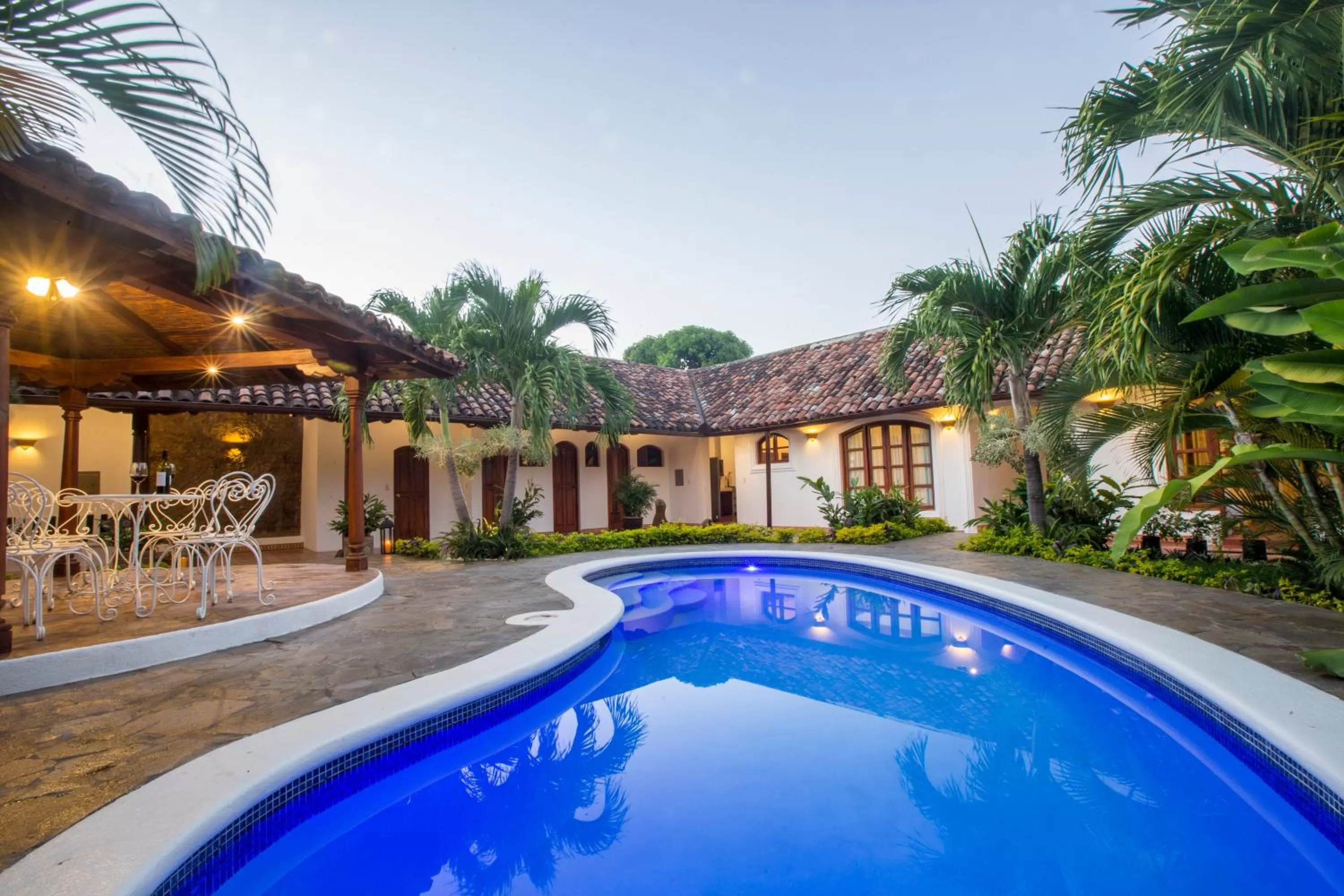 Swimming Pool in Hotel Boutique Adela