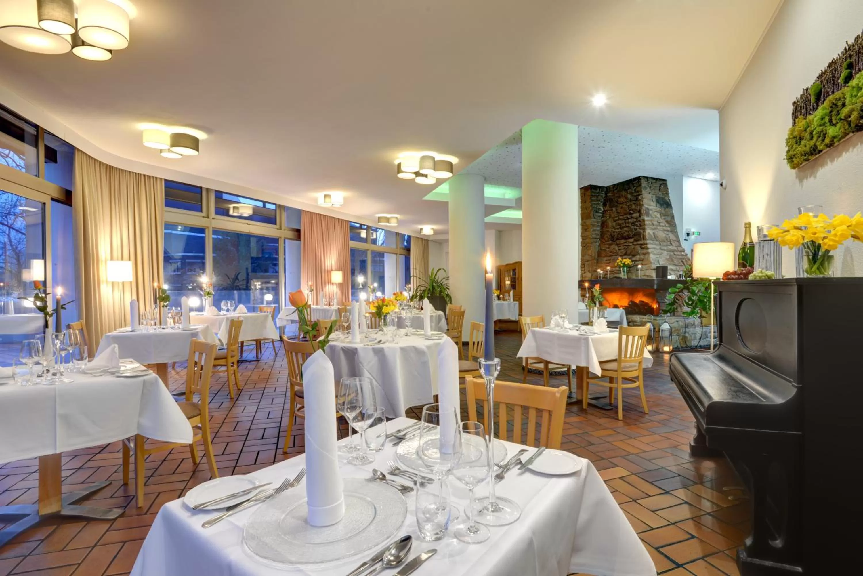Restaurant/places to eat in Ringhotel Parkhotel Witten