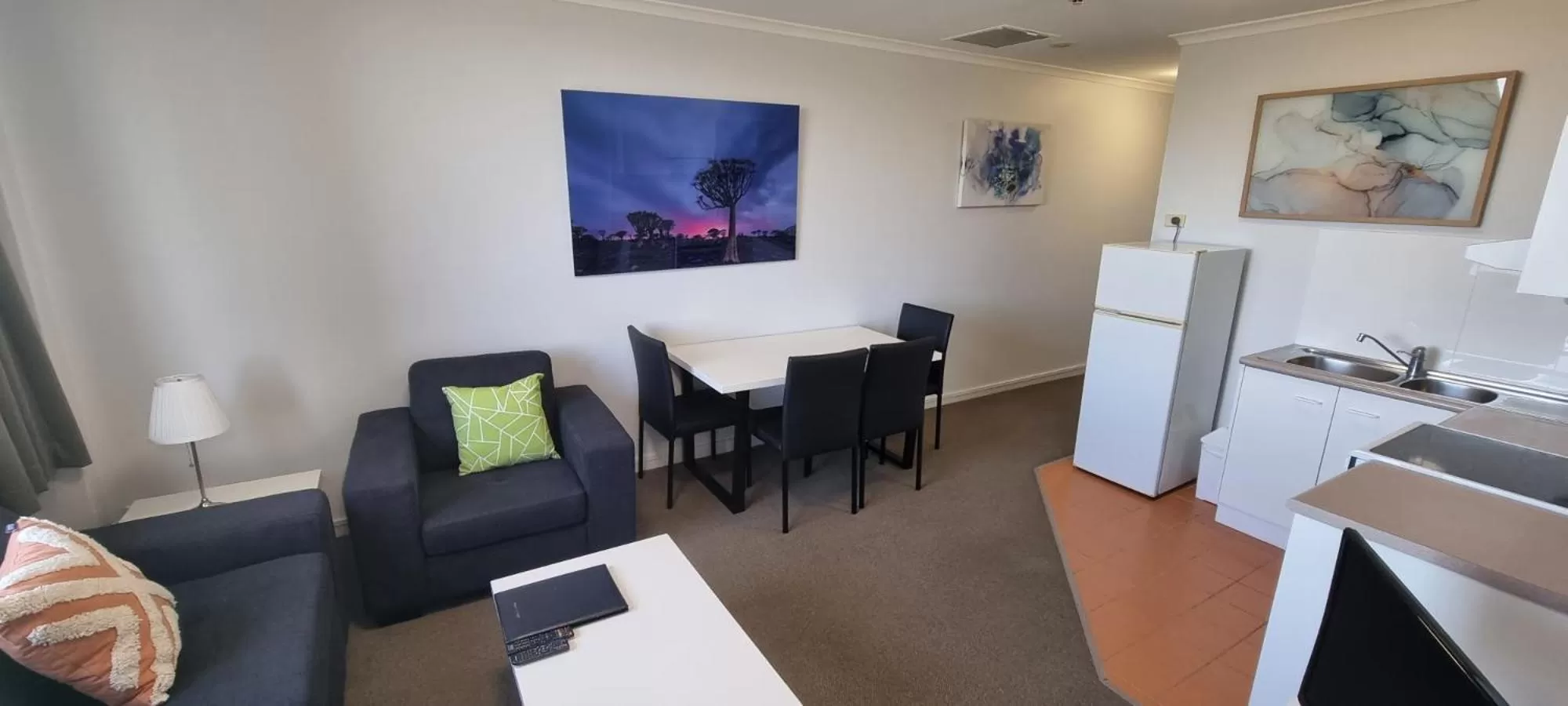 Chasely Apartment Hotel