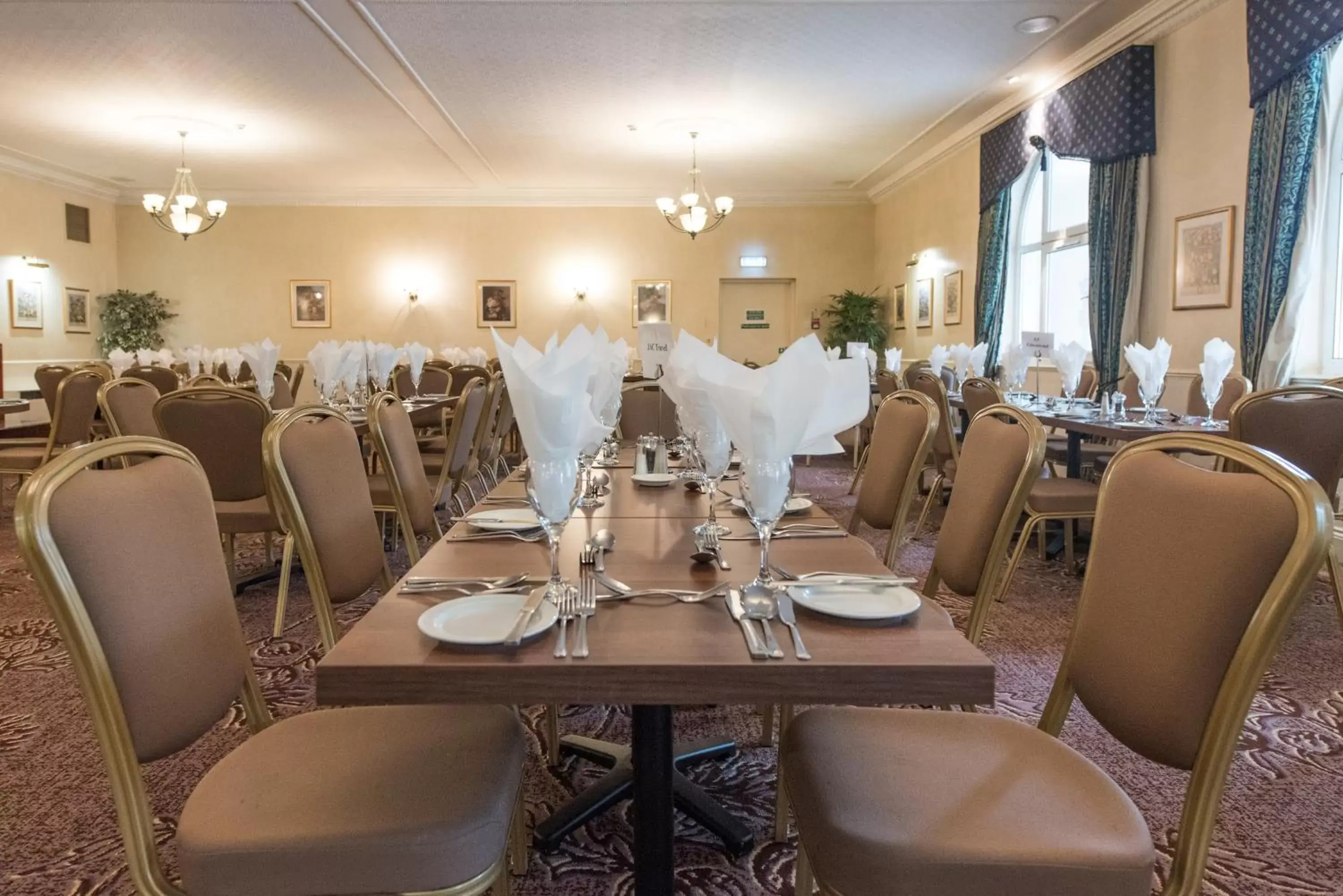 Restaurant/places to eat in Ben Nevis Hotel & Leisure Club Restaurant/places to eat in Ben Nevis Hotel & Leisure Club