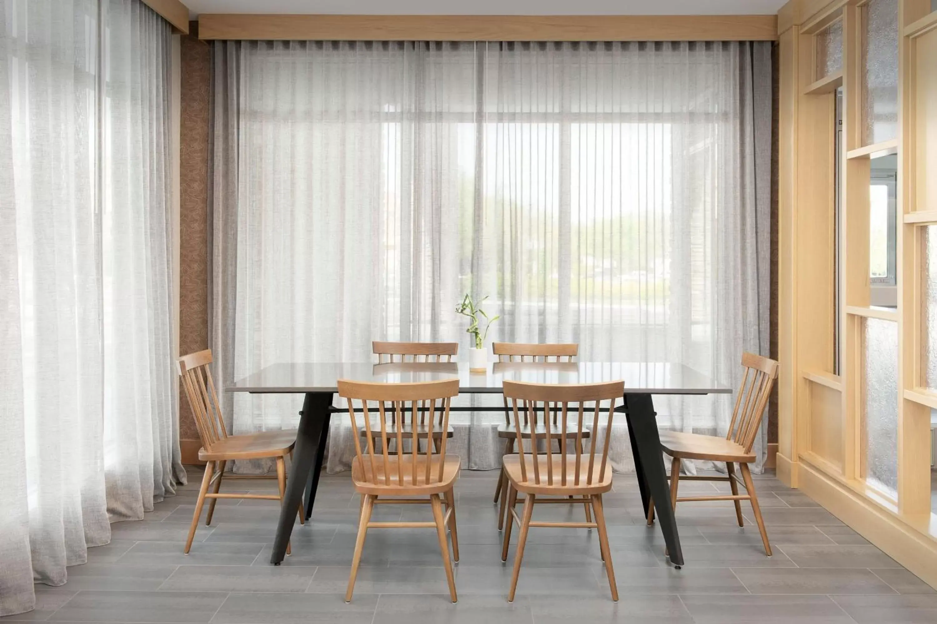 Lobby or reception, Dining Area in Fairfield Inn & Suites by Marriott Boise West