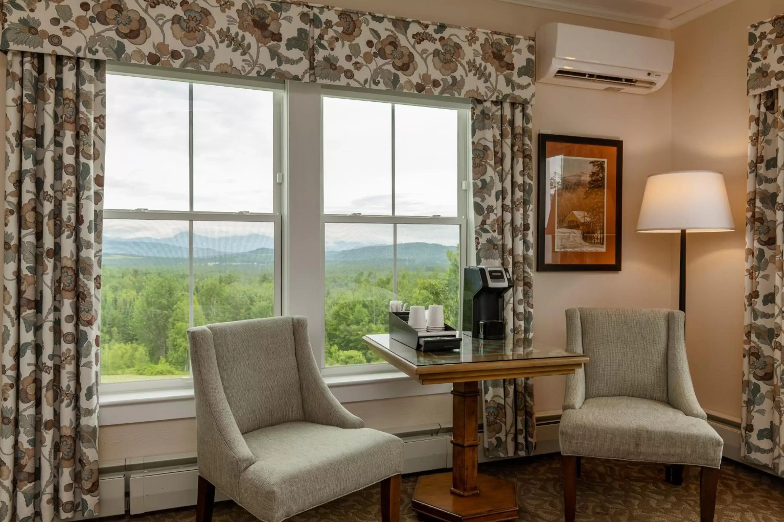 View (from property/room), Seating Area in Mountain View Grand Resort & Spa