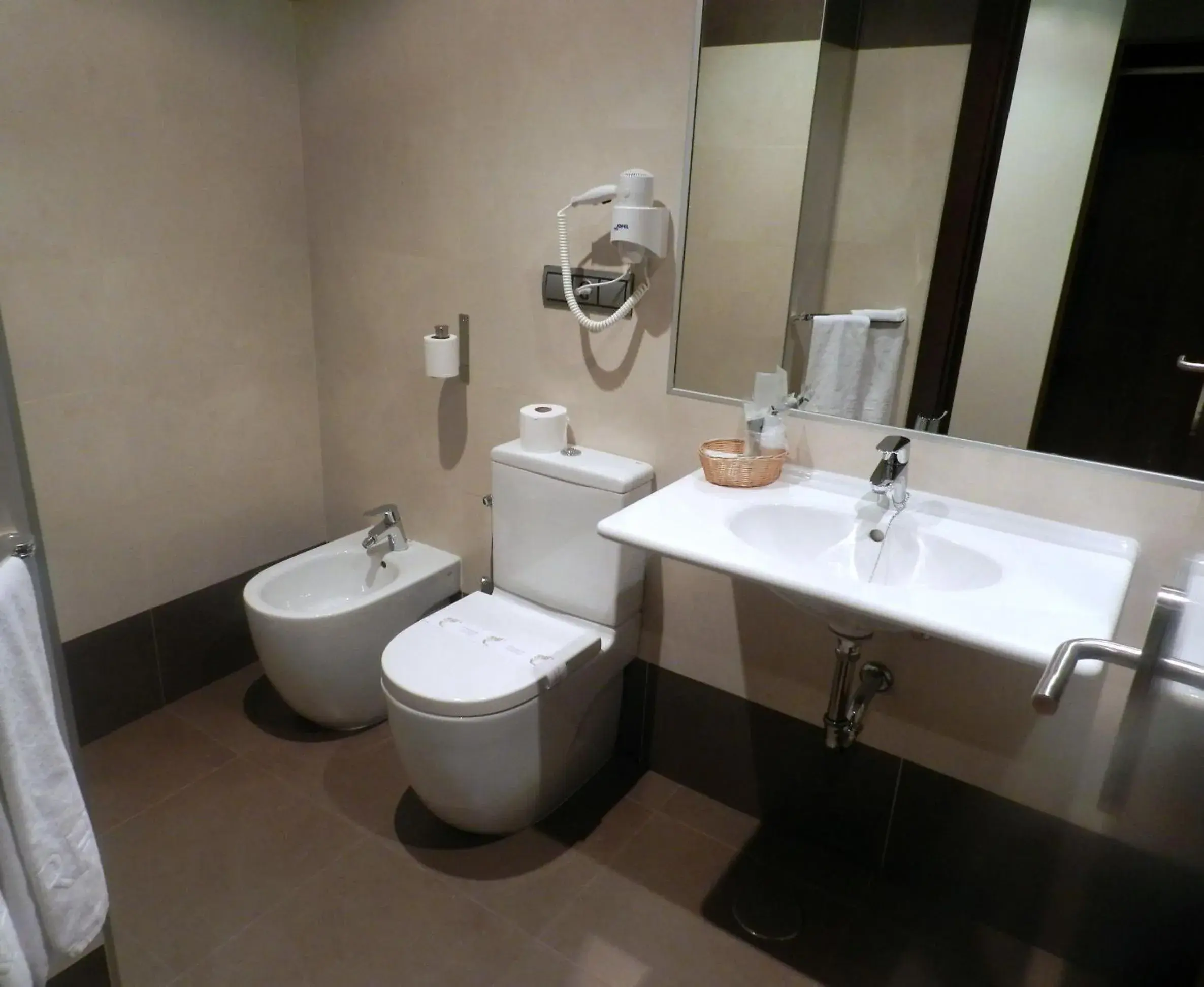 Bathroom in Hotel Río Hortega