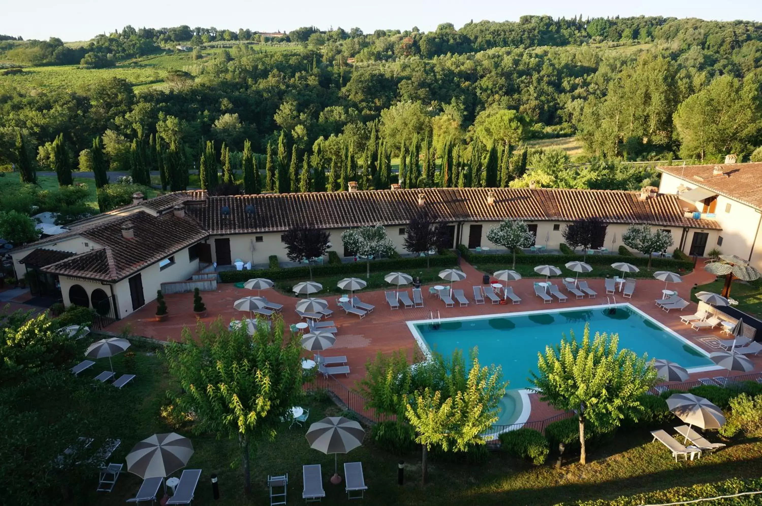 Bird's eye view, Bird's-eye View in Hotel Sovestro