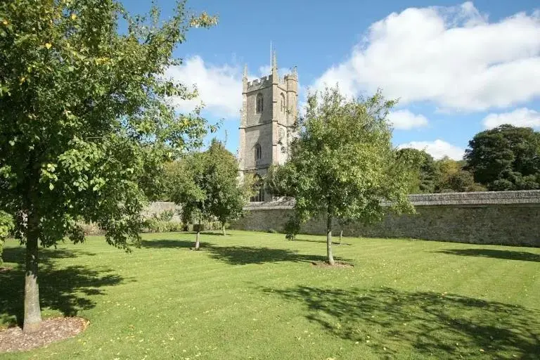 Day, Property Building in B&B Dorwyn Manor