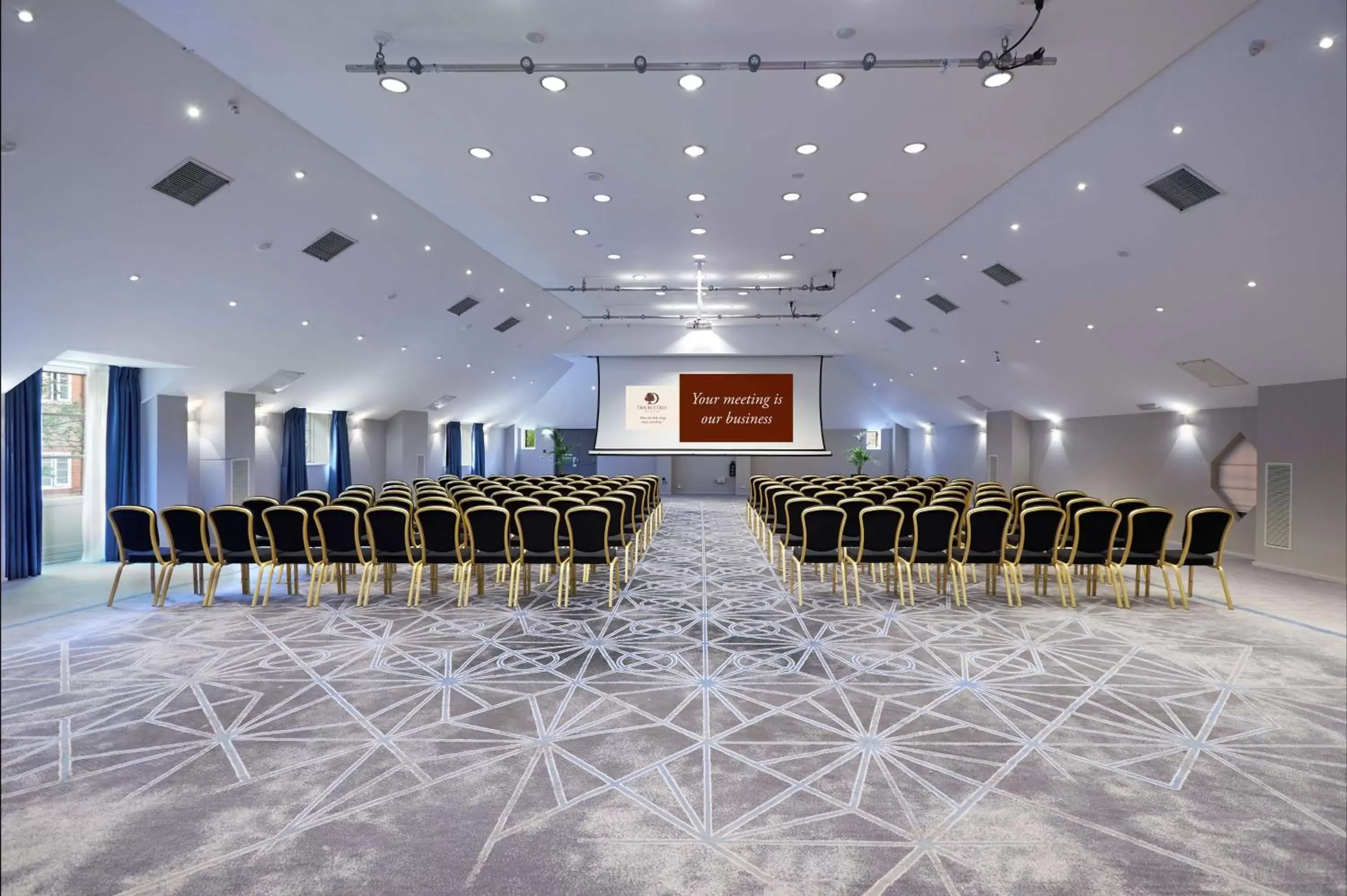 Meeting/conference room in DoubleTree by Hilton London – Docklands Riverside