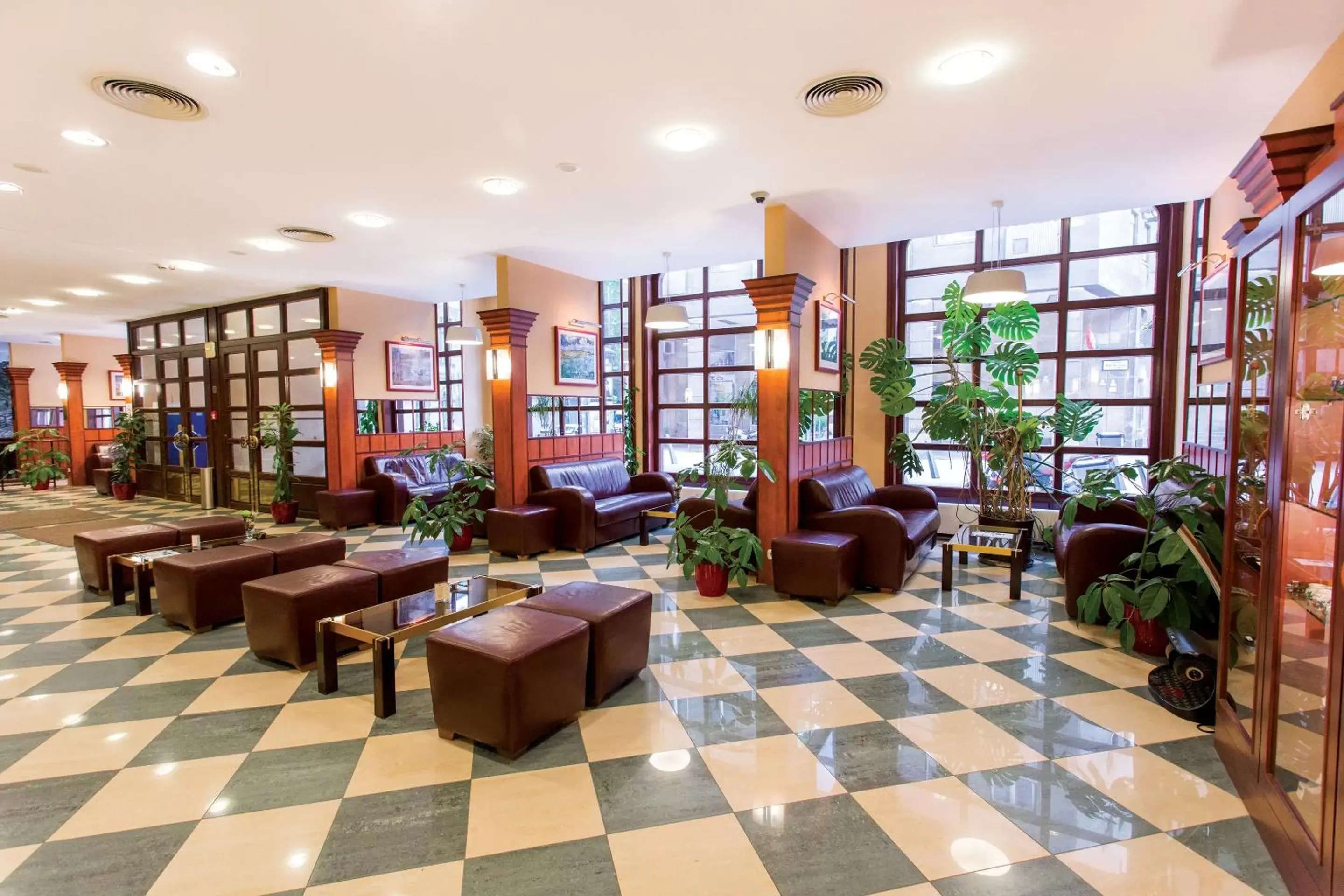 Lobby or reception in Danubius Hotel Erzsébet City Center