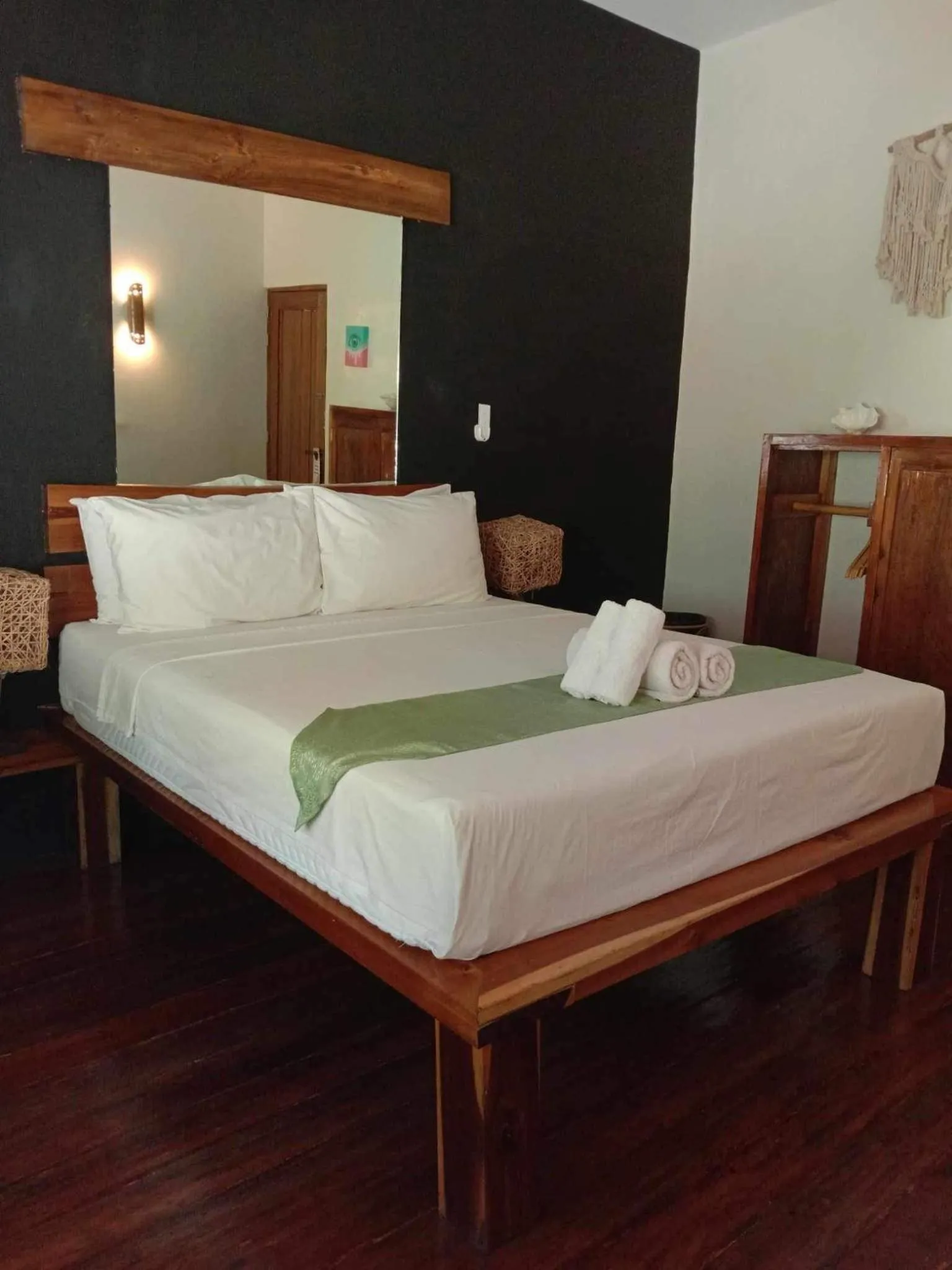 Bed in Happiness Boutique Resort El Nido
