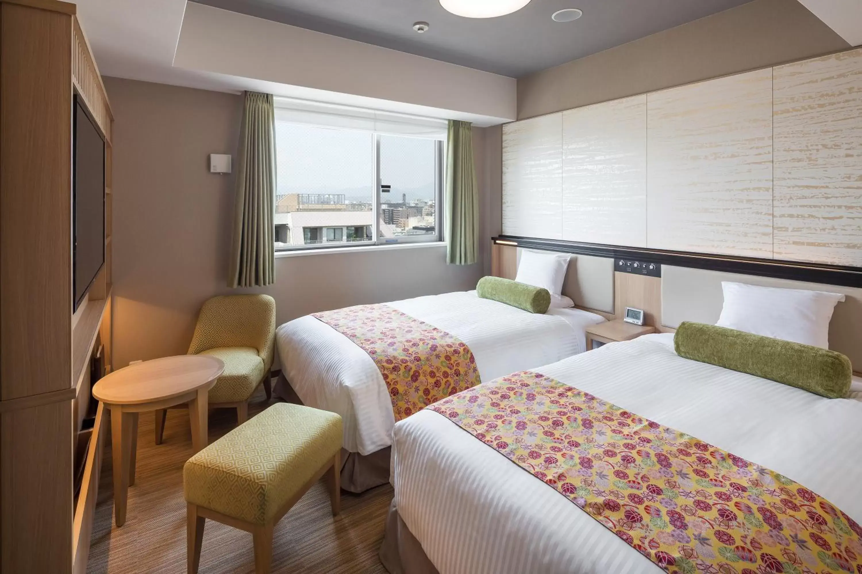 Photo of the whole room, Bed in HOTEL MYSTAYS Kyoto Shijo