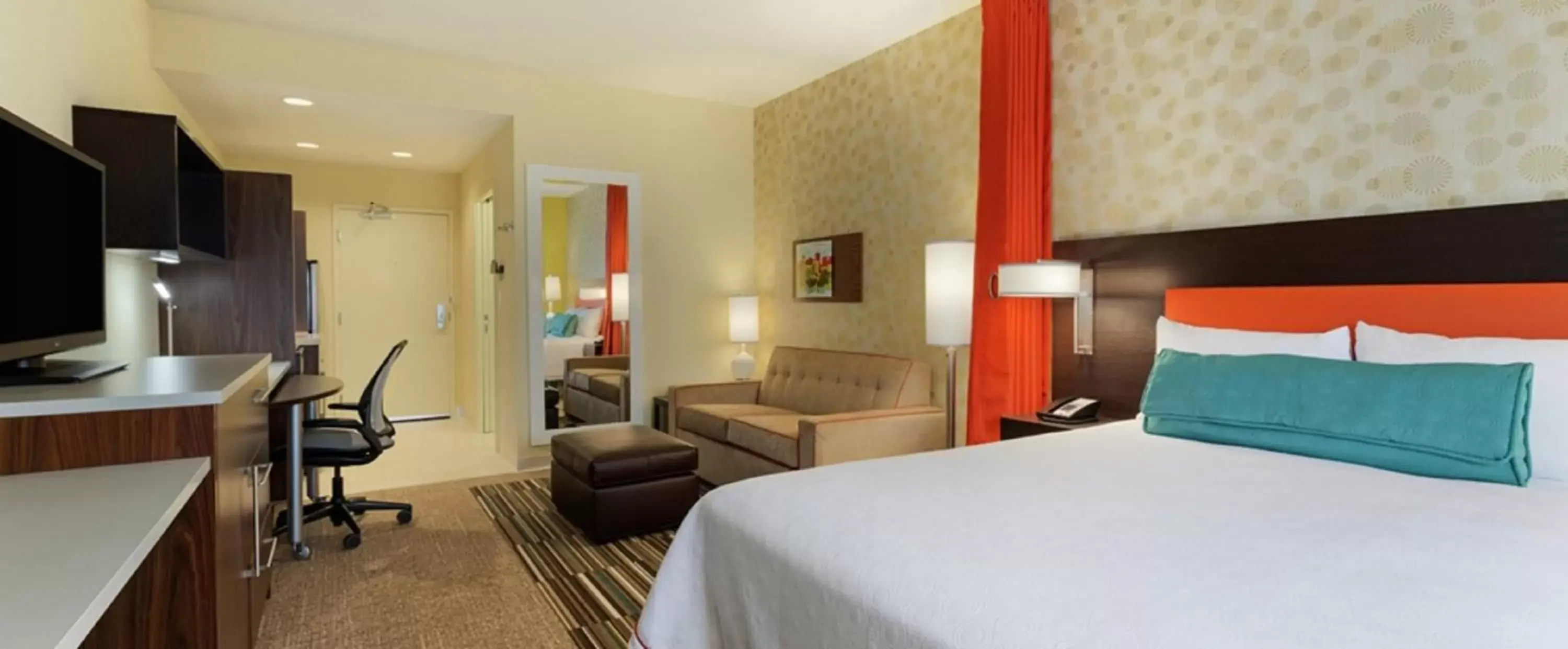 Bed in Home2 Suites By Hilton Vidalia, Ga