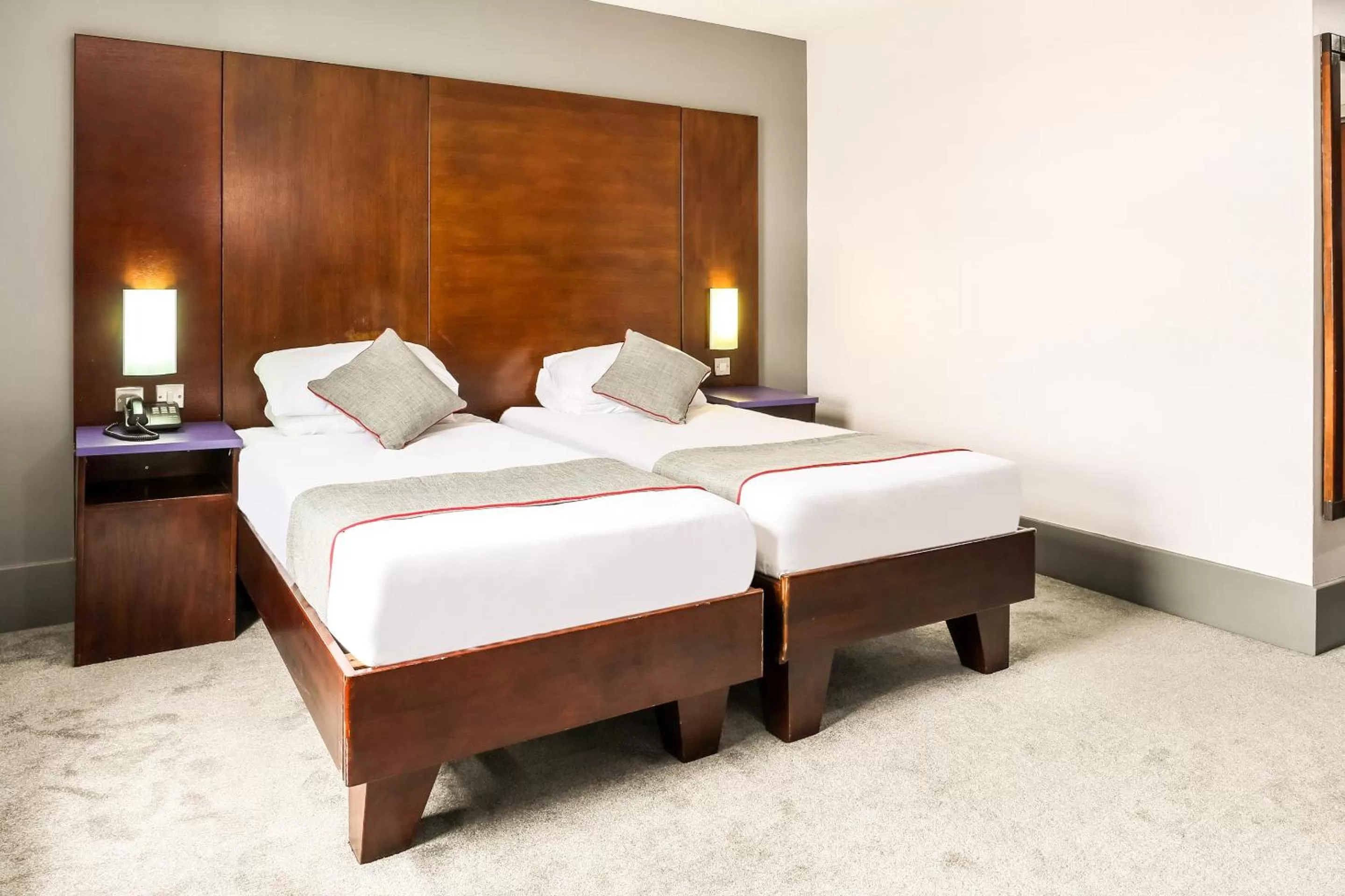 Bed in Best Western Sheffield City Hotel