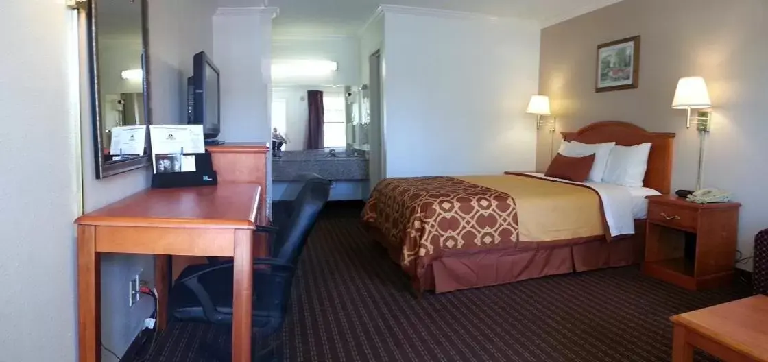 Bed in Americas Best Value Inn Bowie Bed in Americas Best Value Inn Bowie