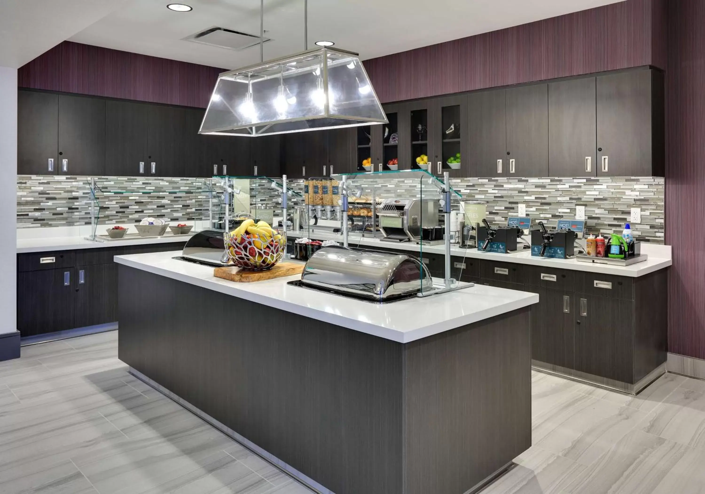 Breakfast, Kitchen/Kitchenette in Homewood Suites By Hilton Irvine Spectrum Lake Forest