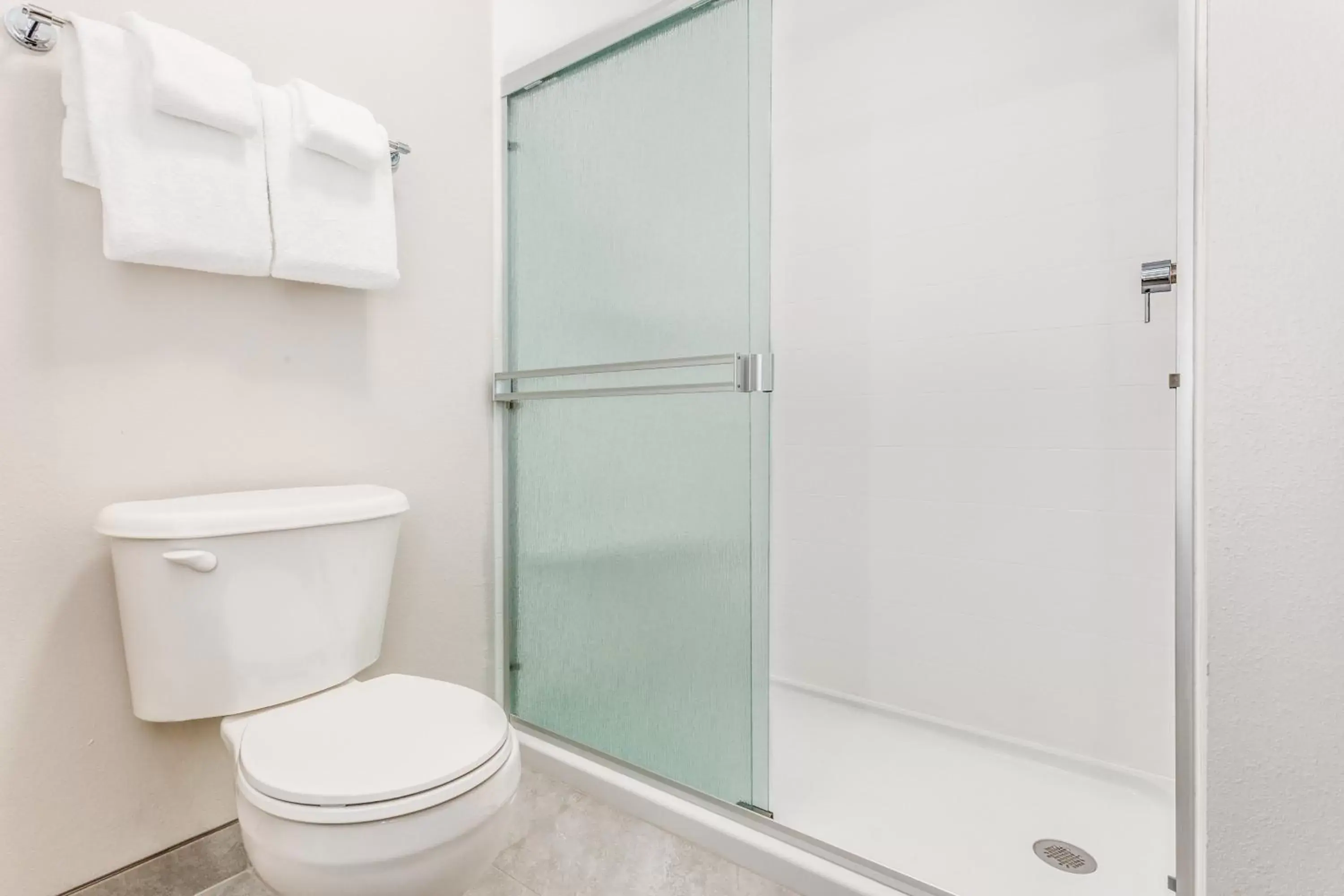 Bathroom in Holiday Inn Express Hotel & Suites Eau Claire North, an IHG Hotel