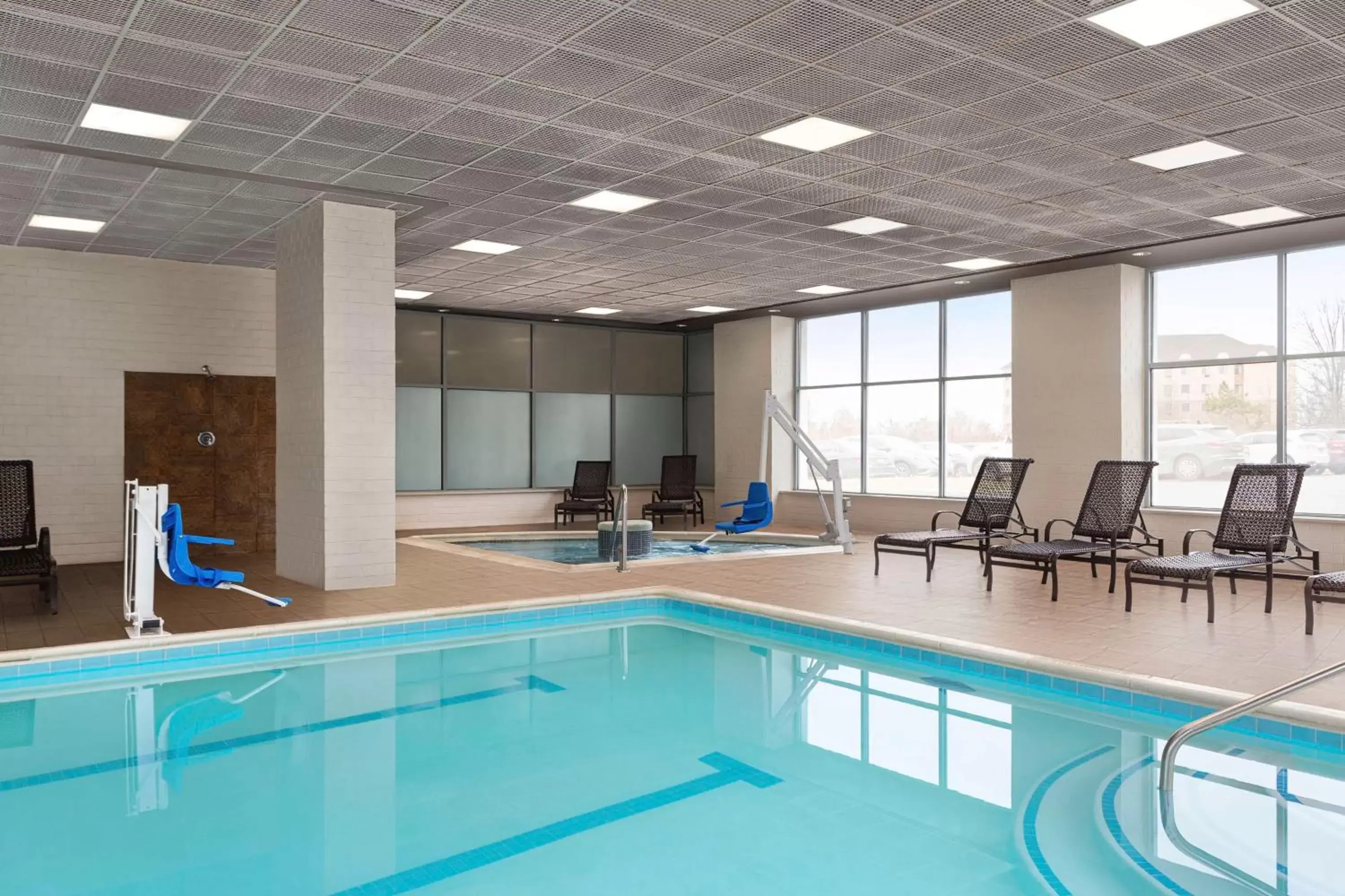 Pool view in Embassy Suites by Hilton Baltimore at BWI Airport Pool view in Embassy Suites by Hilton Baltimore at BWI Airport