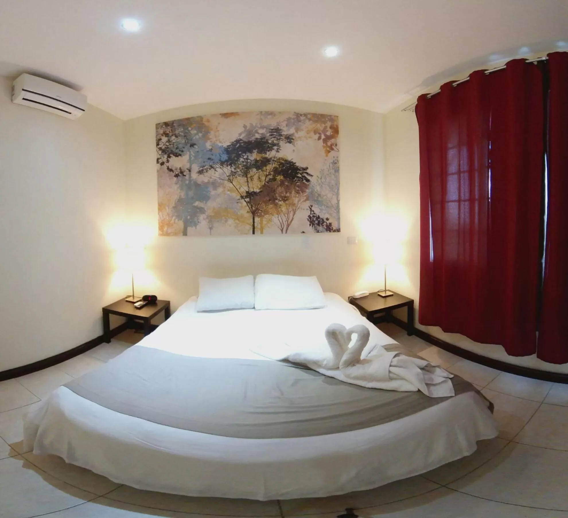 Bed in Hotel Luisiana