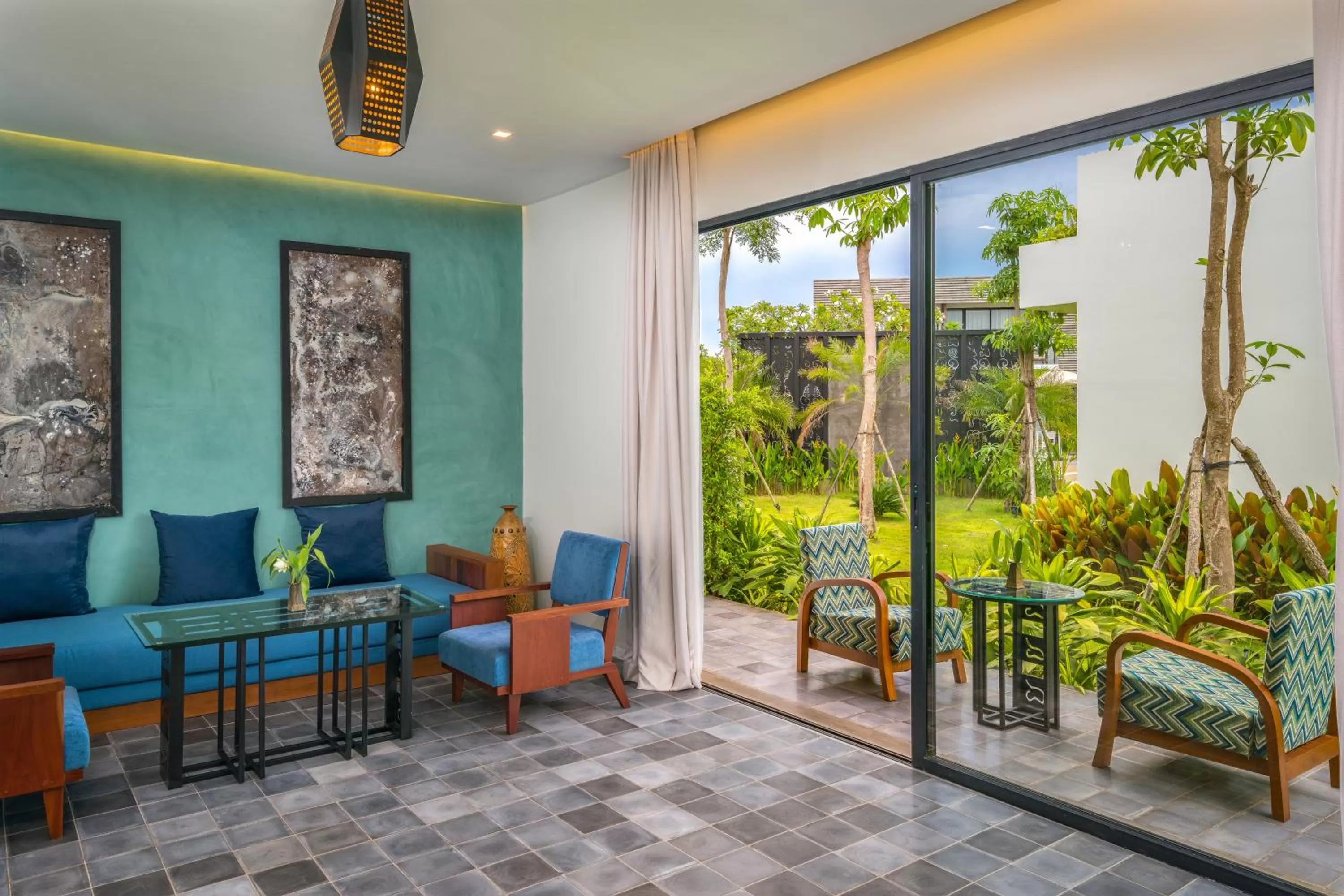 Garden view in The Villa by Metta