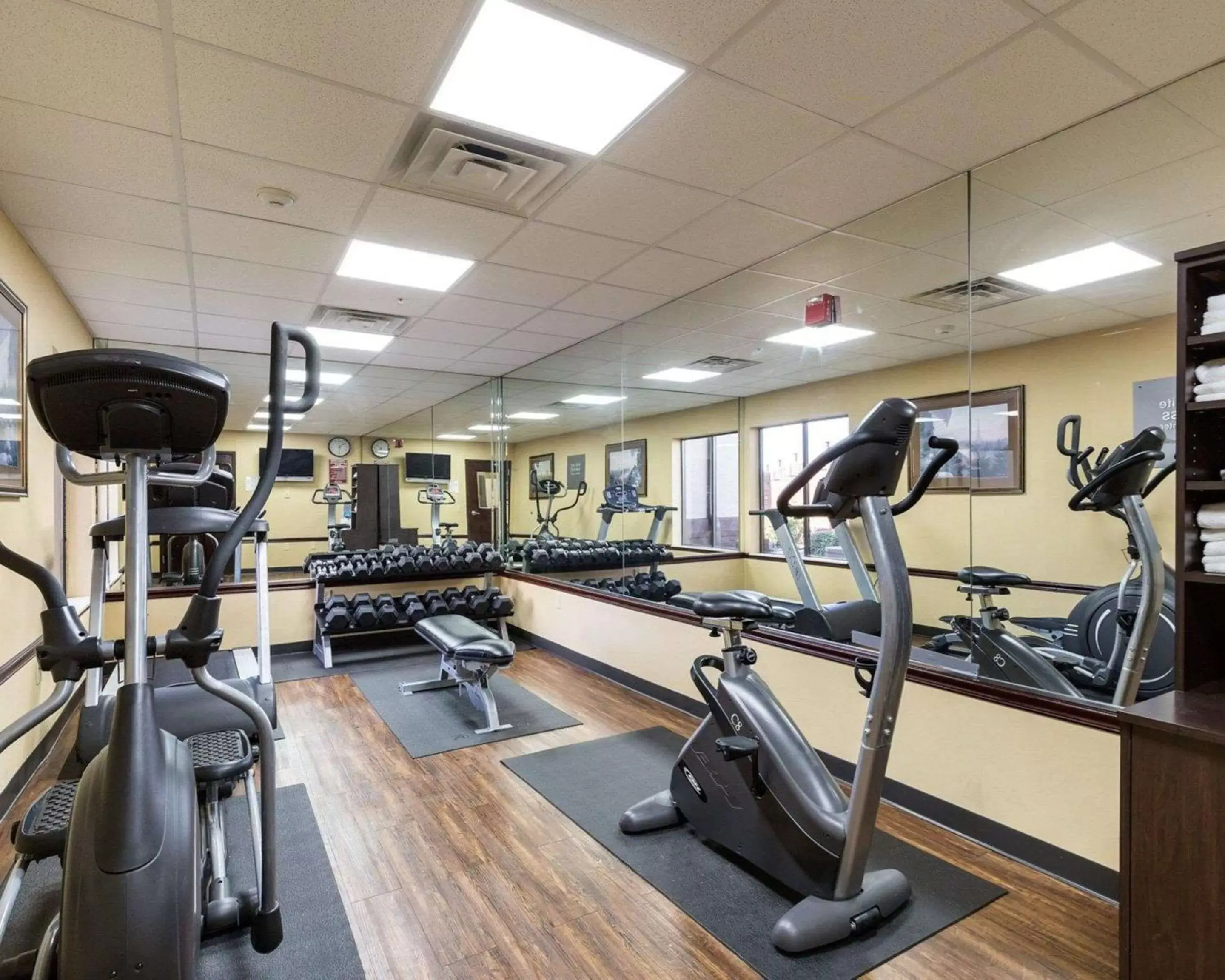 Fitness centre/facilities in Comfort Suites Lake Jackson Clute Fitness centre/facilities in Comfort Suites Lake Jackson Clute