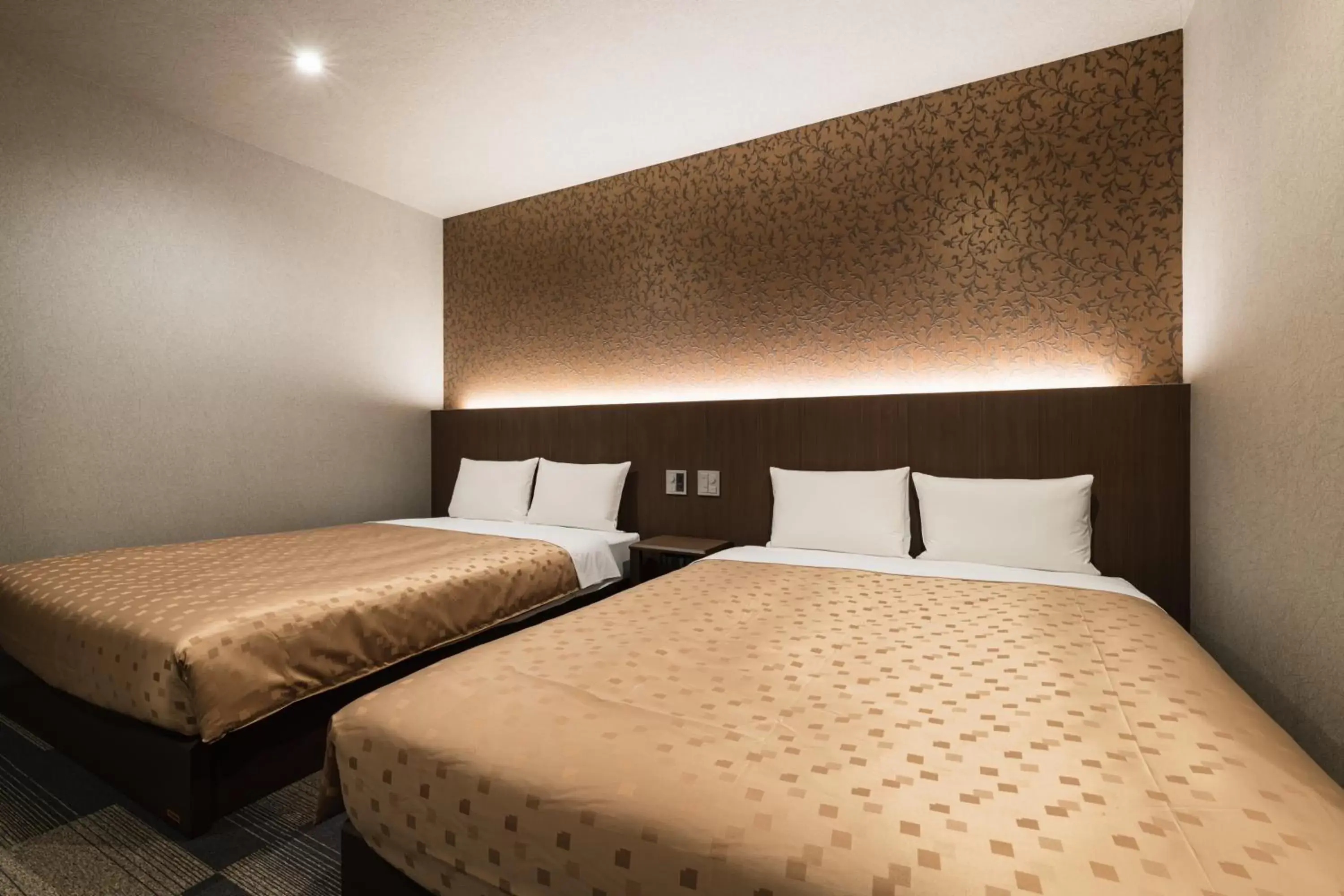 Photo of the whole room, Bed in GRAND BASE Hakata Naraya Photo of the whole room, Bed in GRAND BASE Hakata Naraya