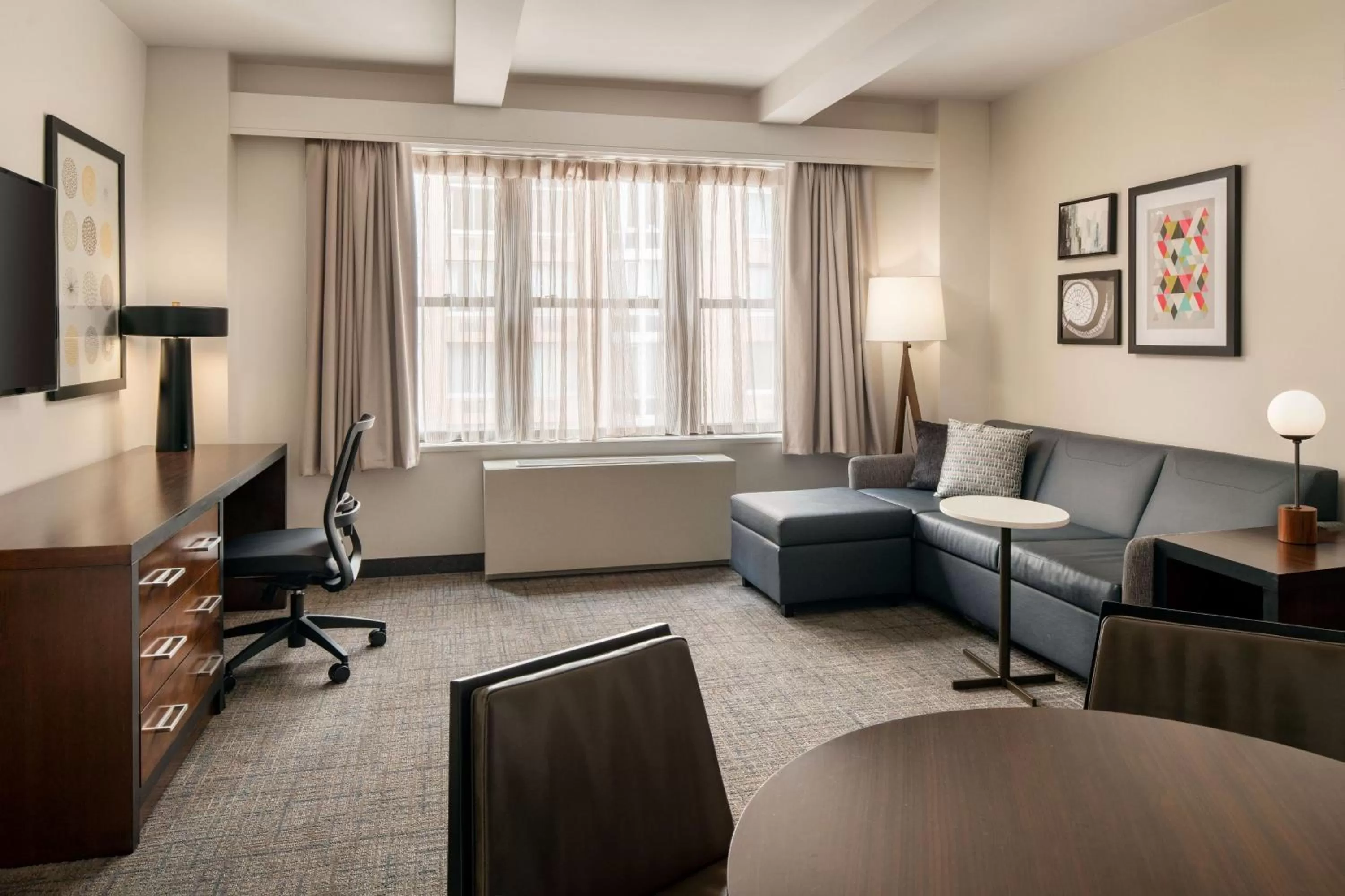 Living room in Residence Inn by Marriott New York Manhattan/ Midtown Eastside