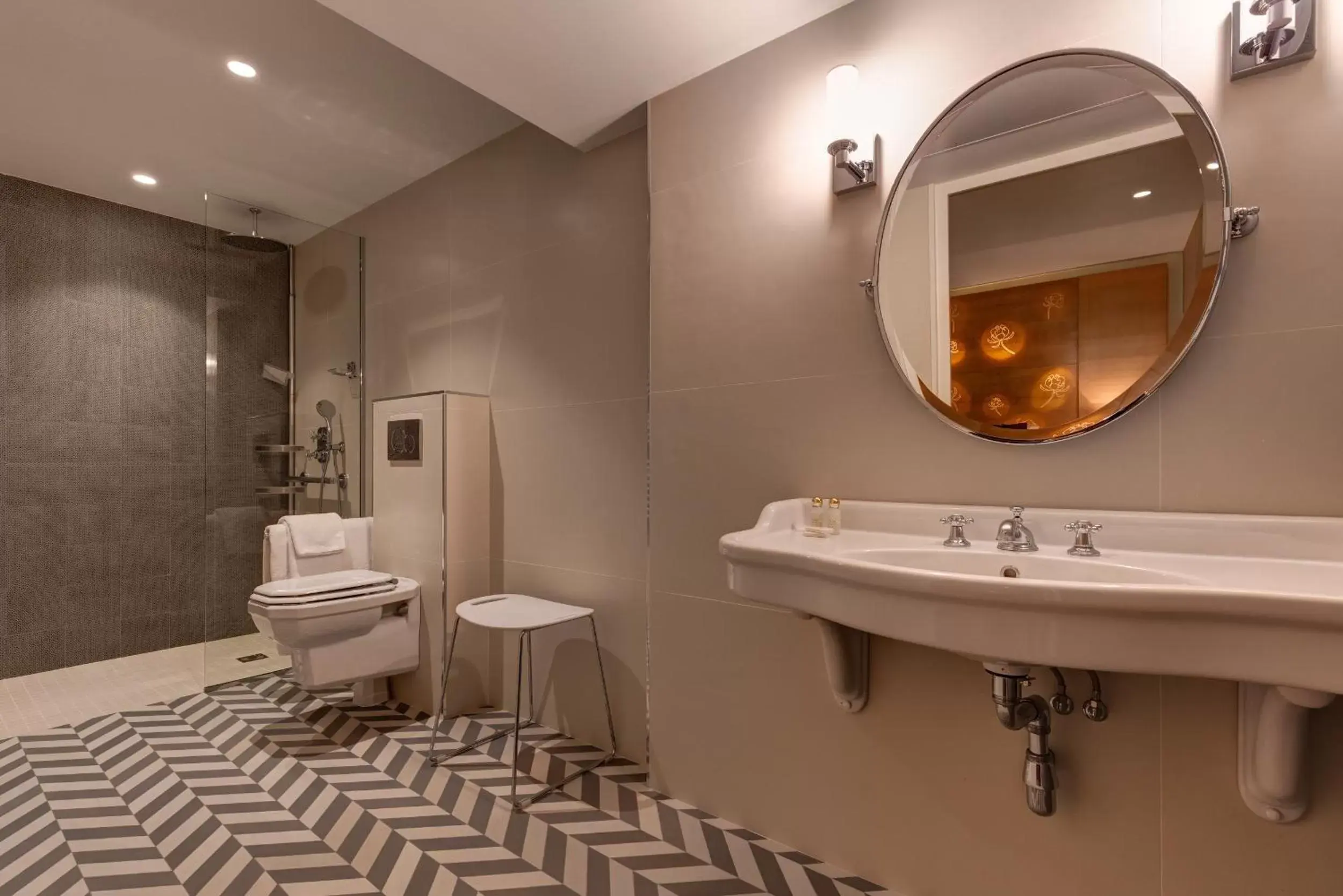 Bathroom in Hotel Muguet