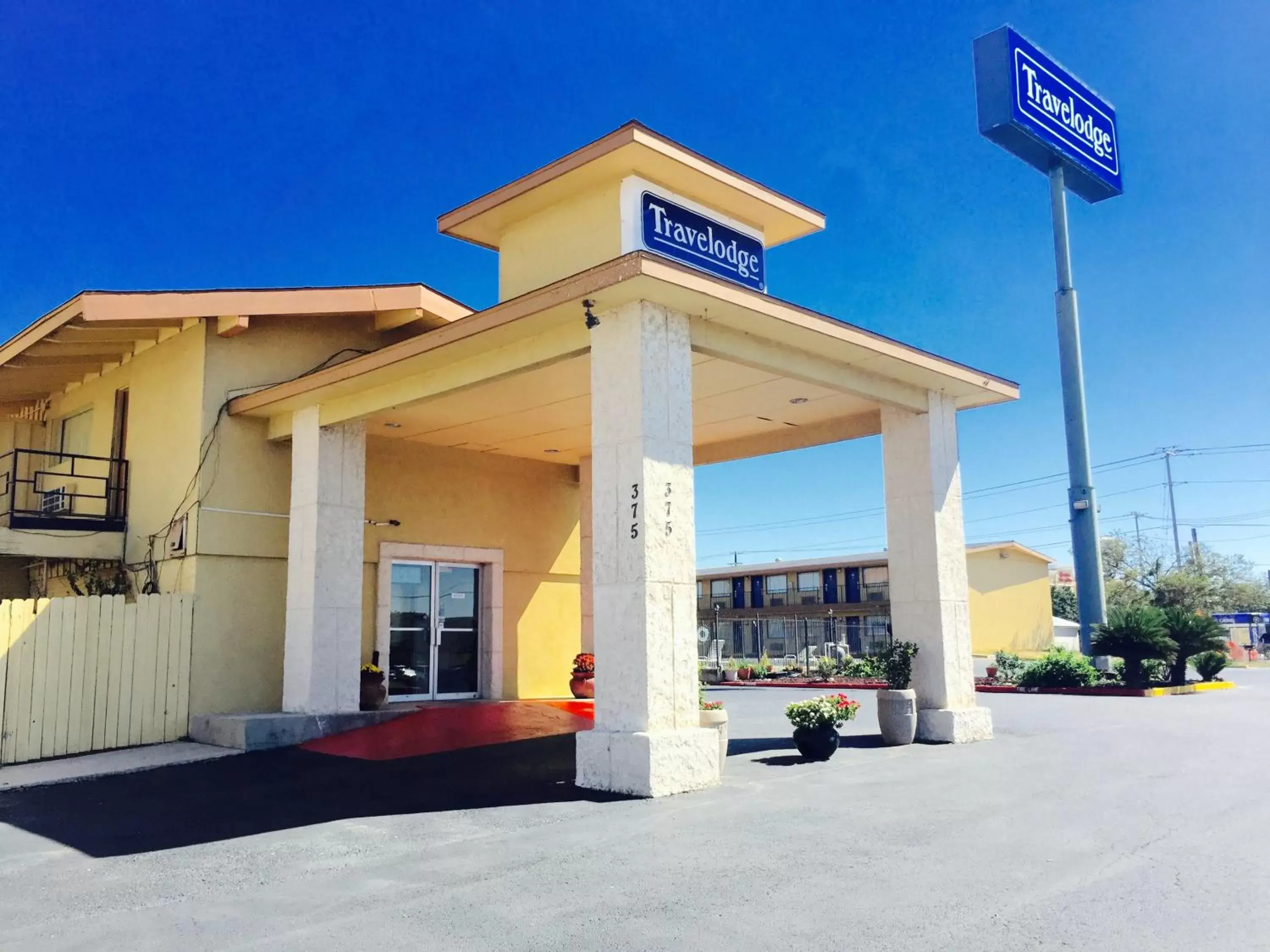 Facade/entrance, Property Building in Travelodge by Wyndham New Braunfels