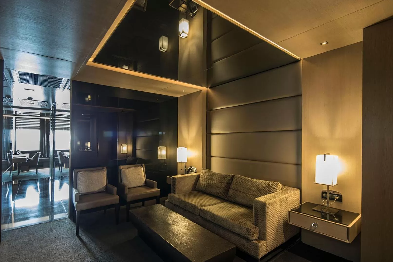 Living room in Key Hotel