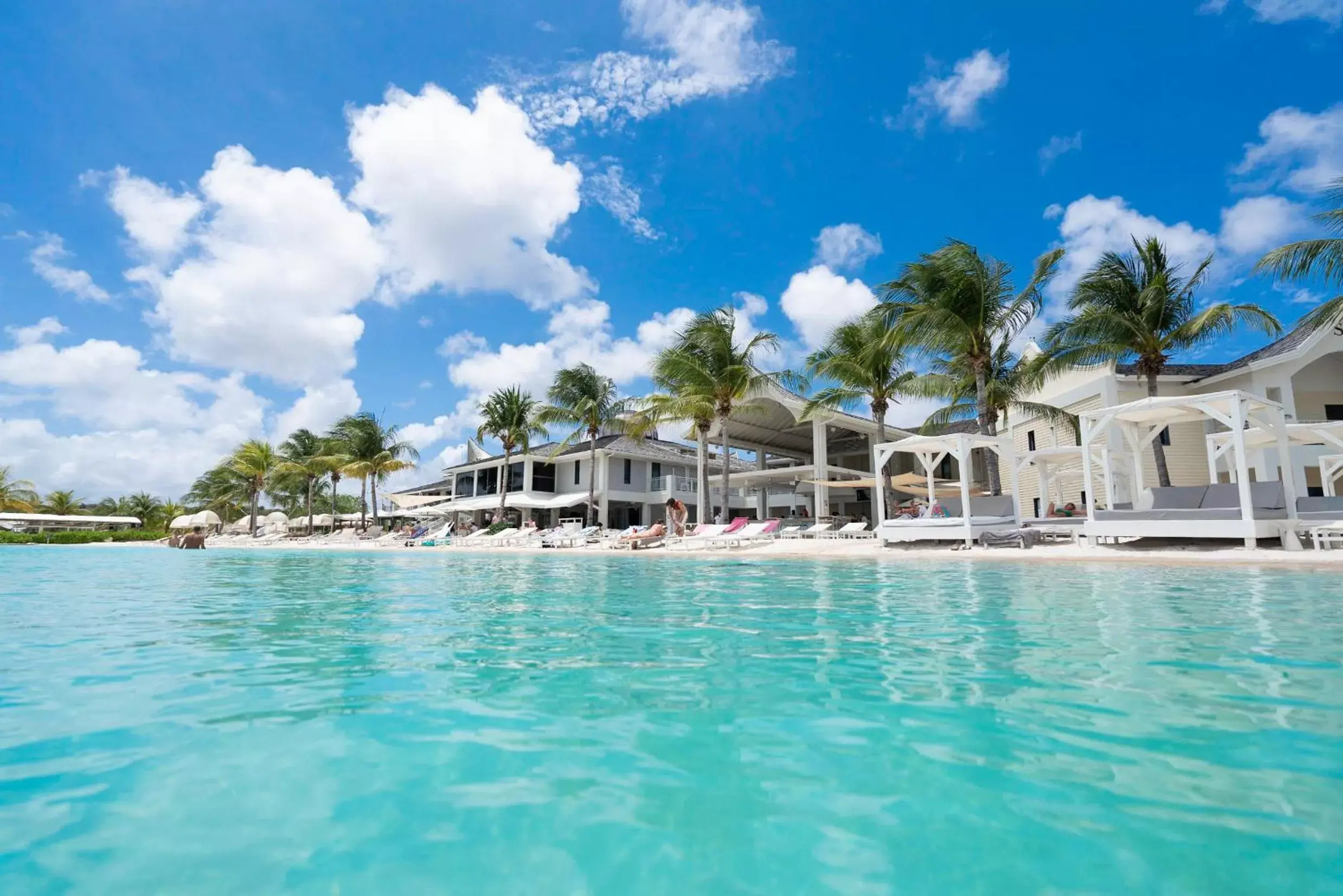 Beach, Swimming Pool in Papagayo Beach Hotel