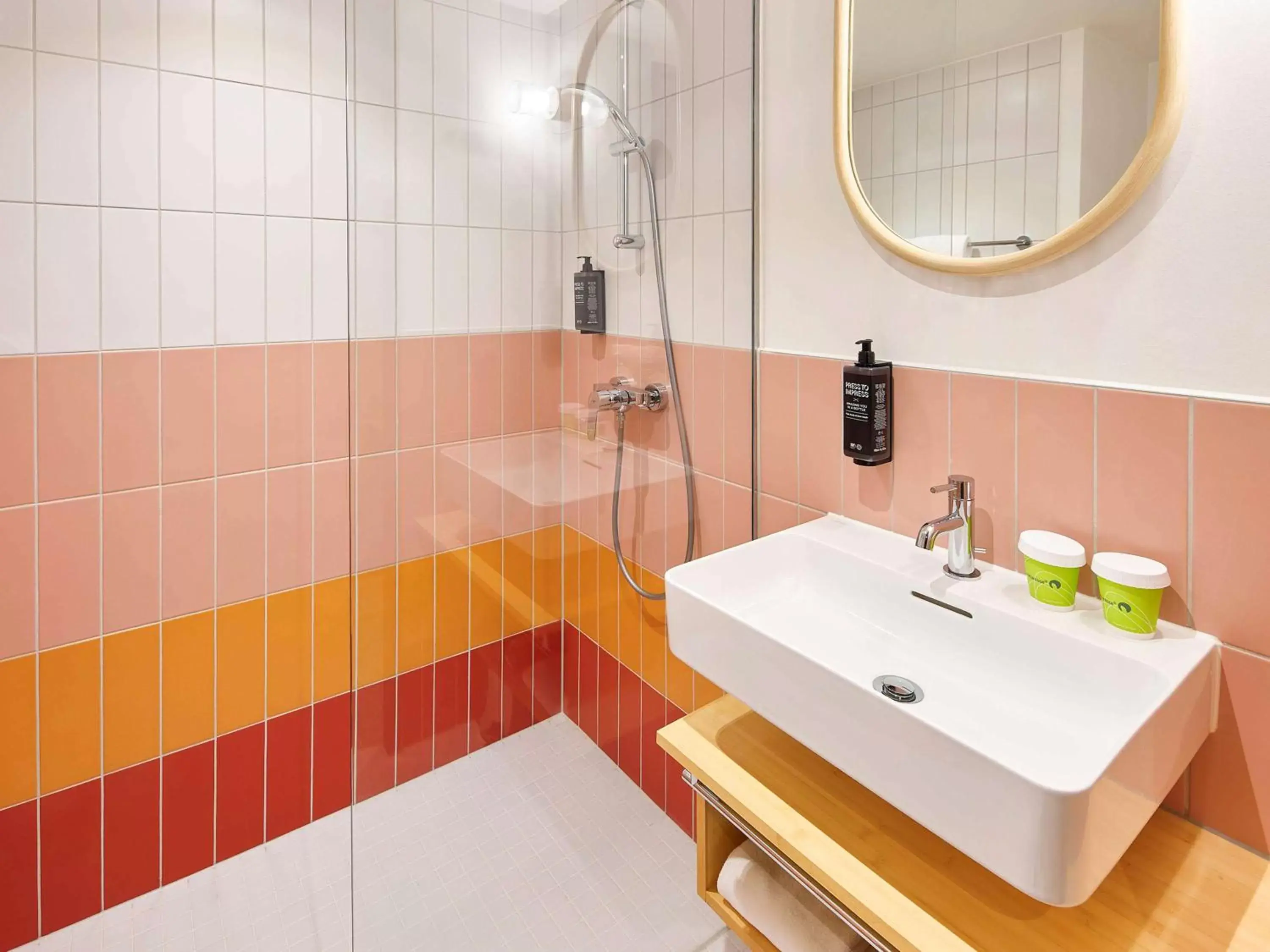 Bathroom in ibis Styles Bayreuth