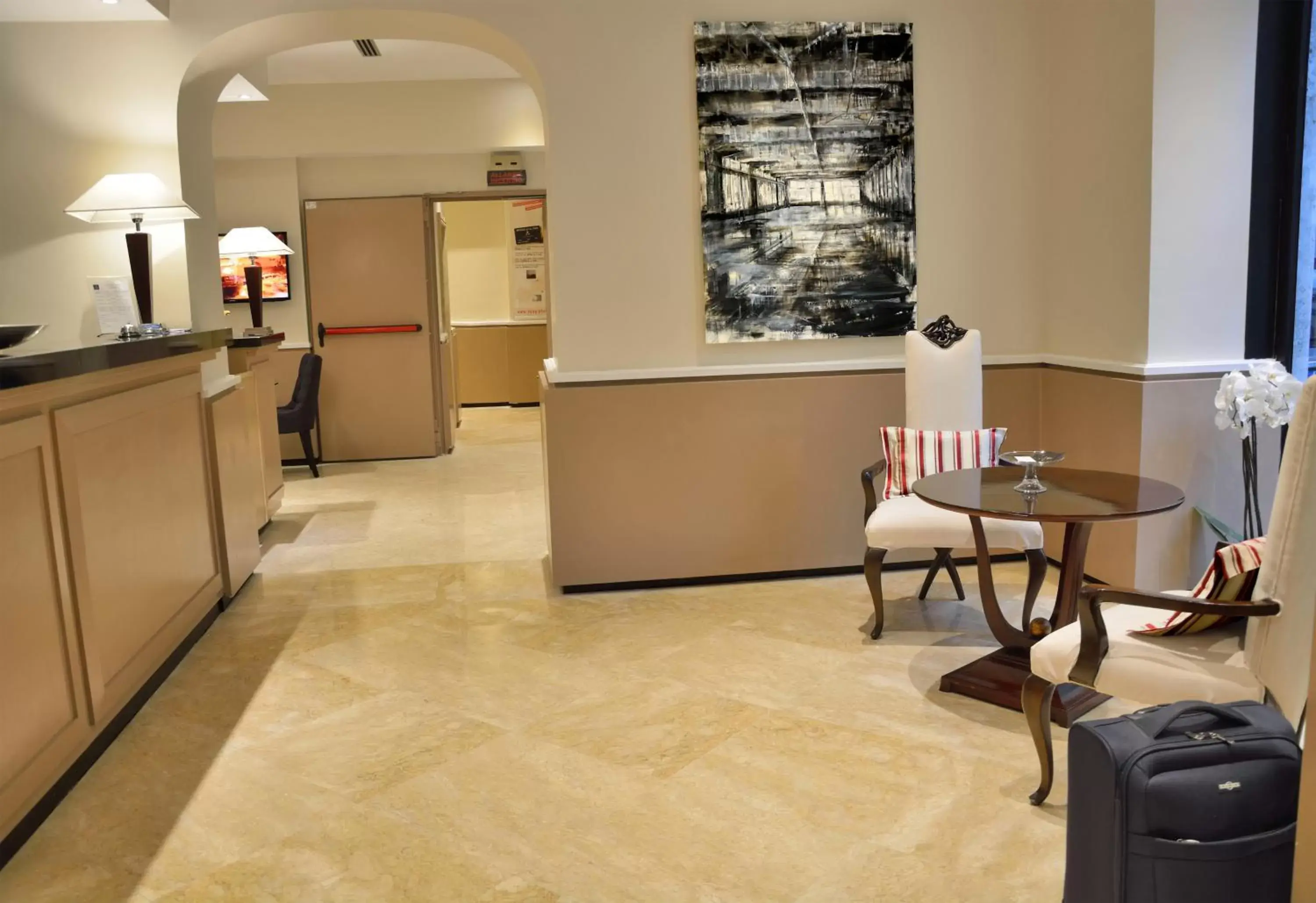 Communal lounge/ TV room in LH Hotel Lloyd Roma