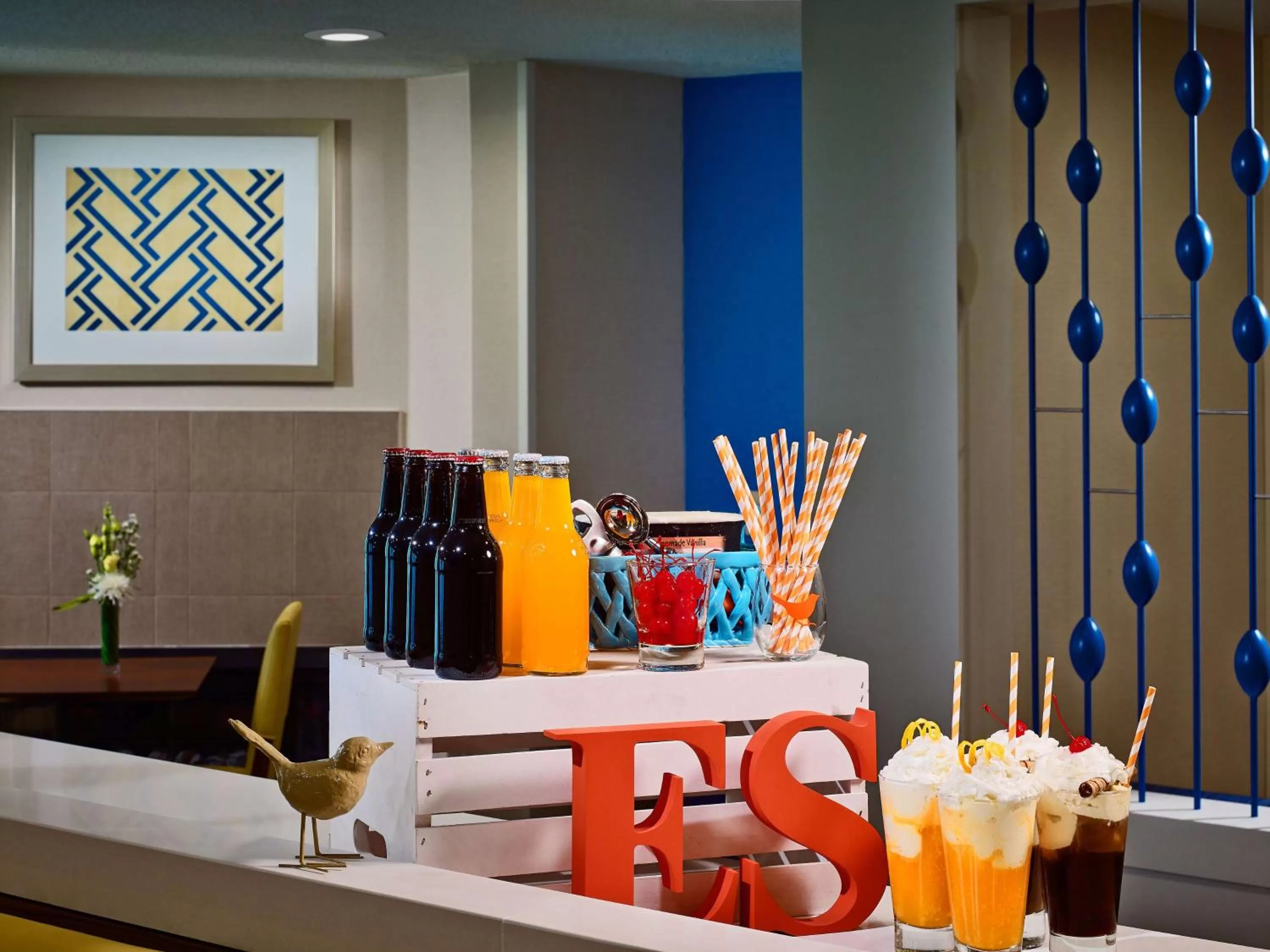 Restaurant/places to eat in Sonesta ES Suites Burlington