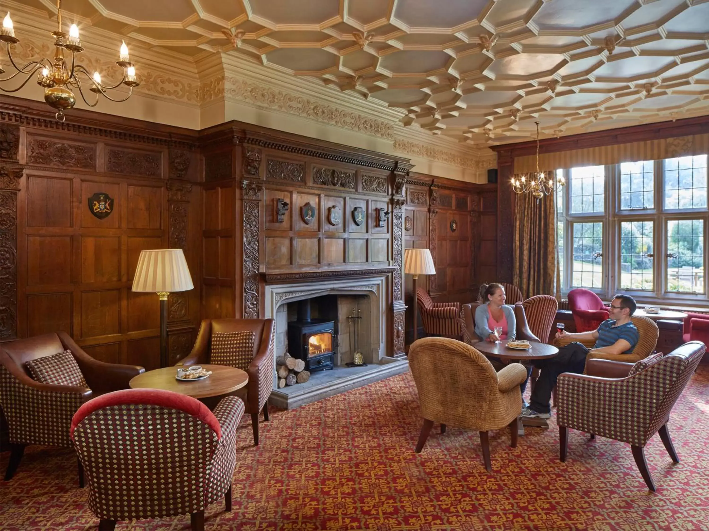 Coffee/tea facilities, Seating Area in Macdonald Elmers Court Hotel