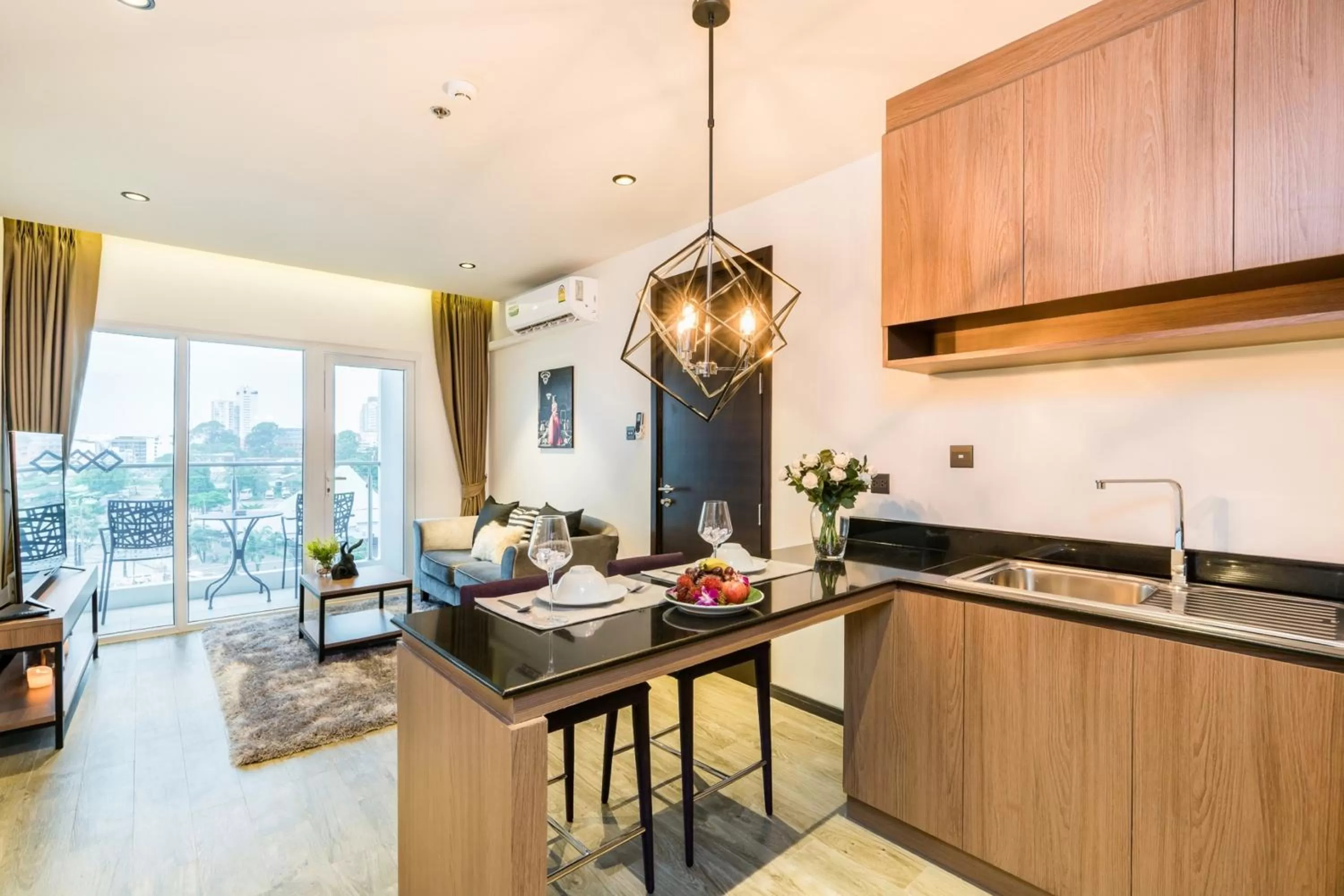 Balcony/Terrace in SureStay Plus by Best Western T Pattaya