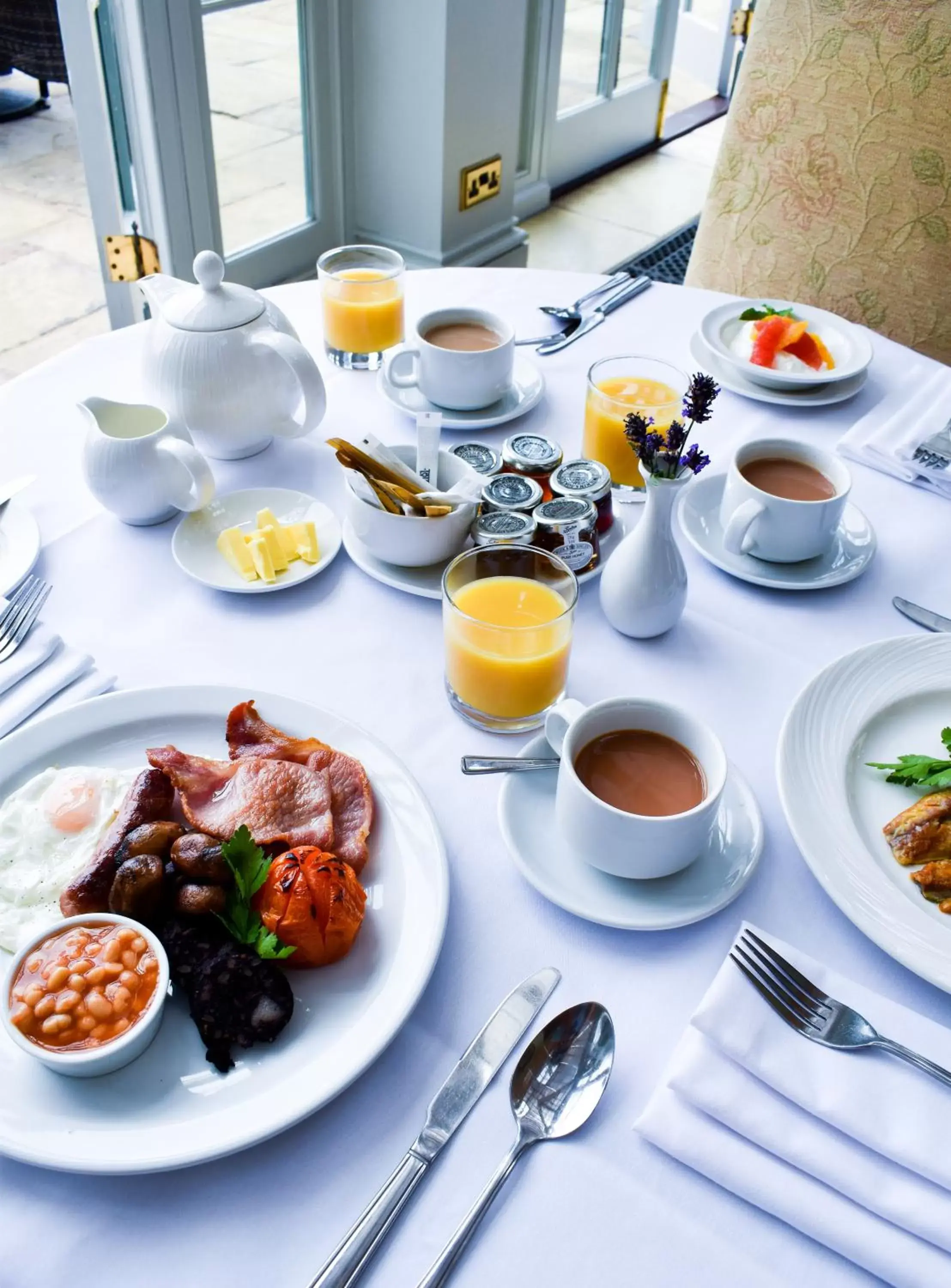 Breakfast in Dovecliff Hall Hotel