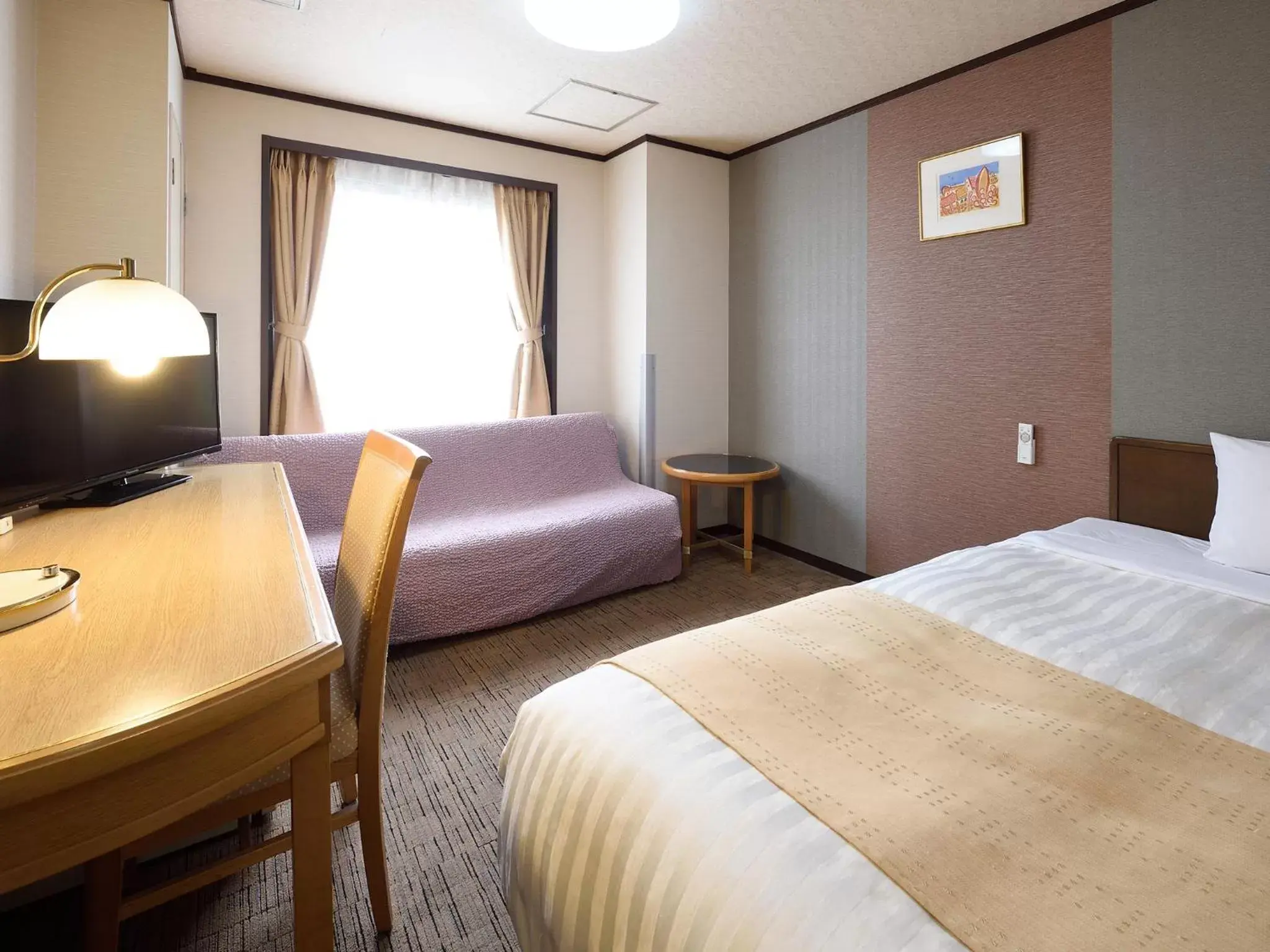 Standard Double Room with Small Double Bed - Non-Smoking in Belmont Hotel Standard Double Room with Small Double Bed - Non-Smoking in Belmont Hotel