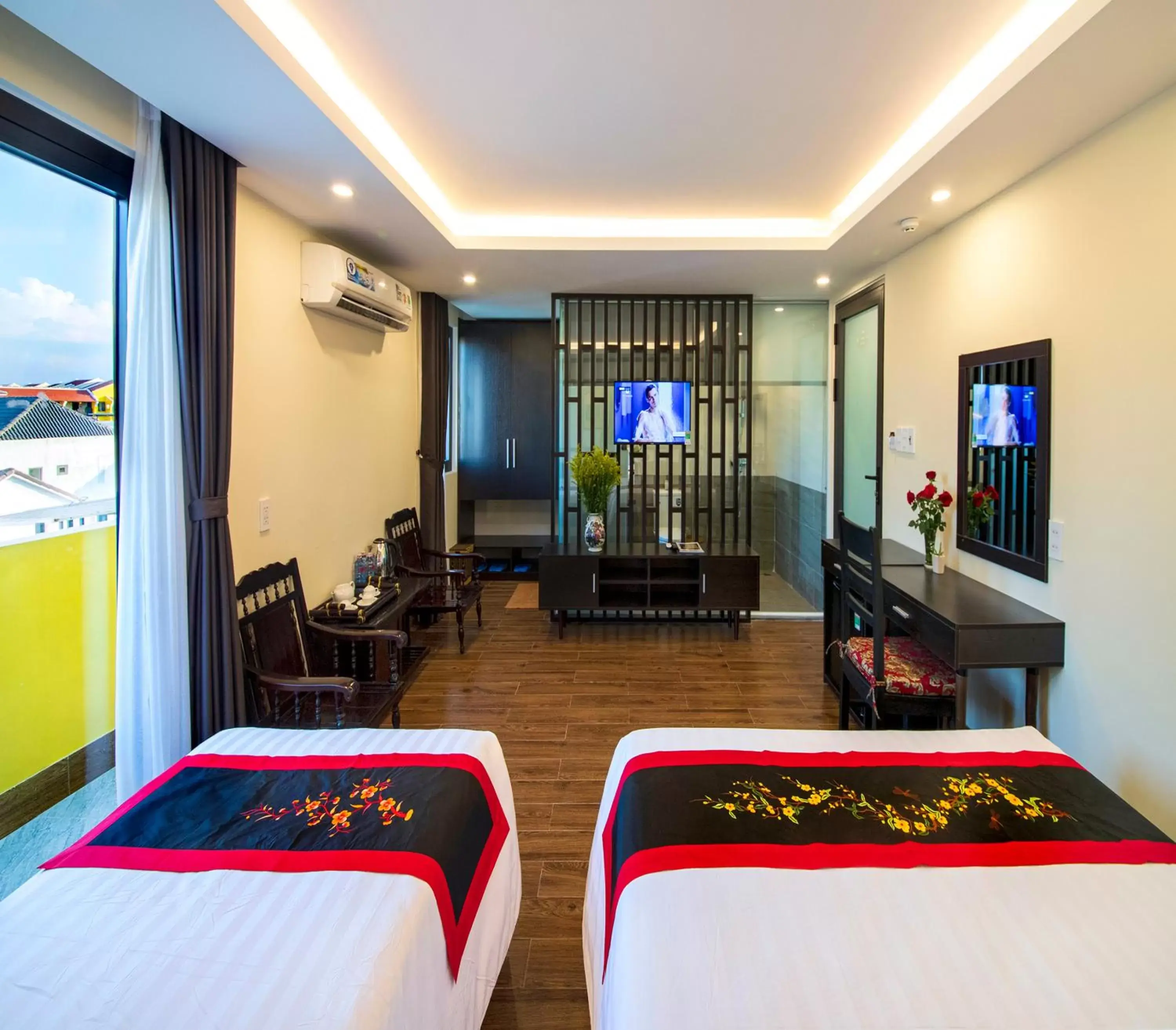 Patio, Bed in Hoi An Riverland Villa - Hoi An Center Patio, Bed in Hoi An Riverland Villa - Hoi An Center