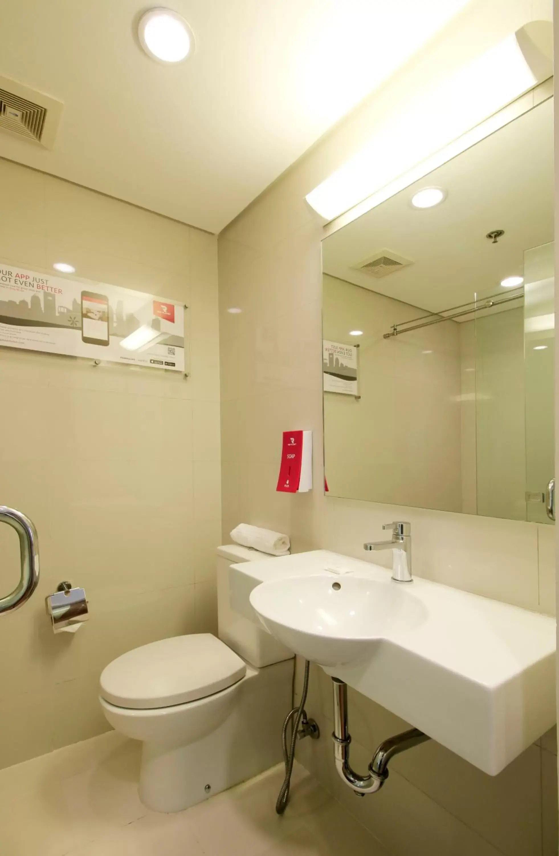 Toilet, Bathroom in Red Planet Makati Avenue Manila
