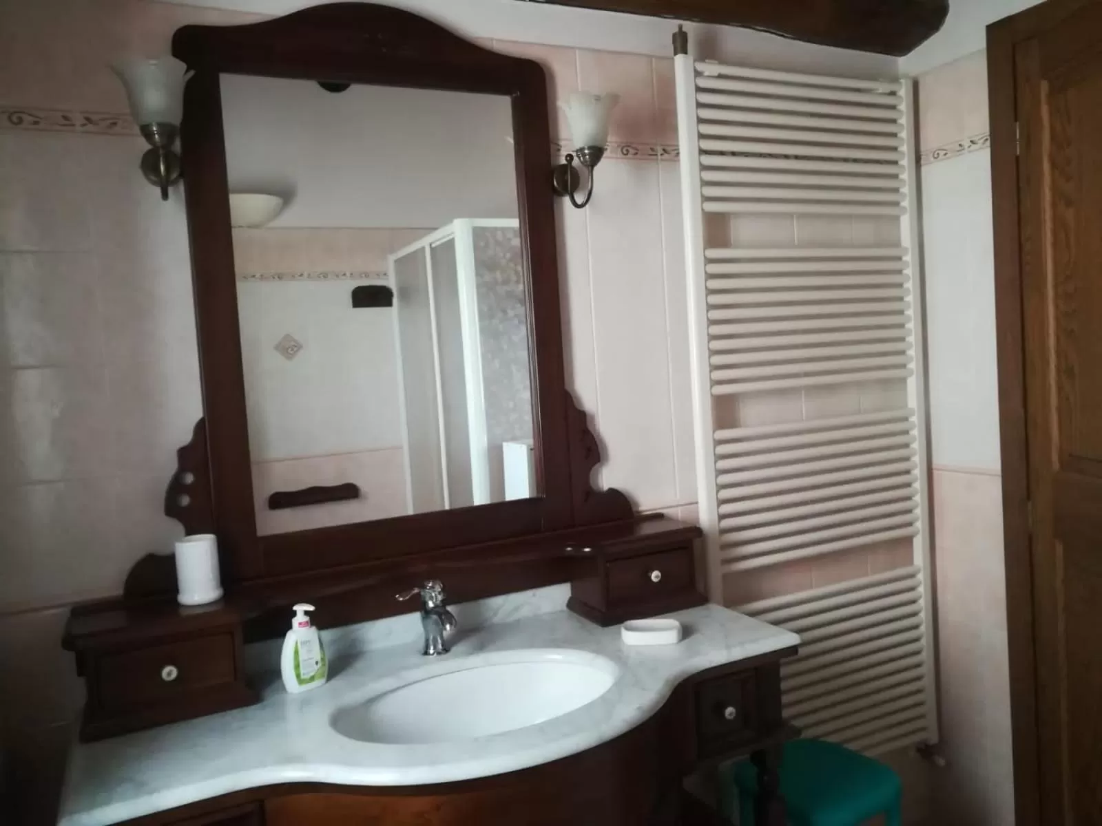 Bathroom in Agriturismo La Cantina