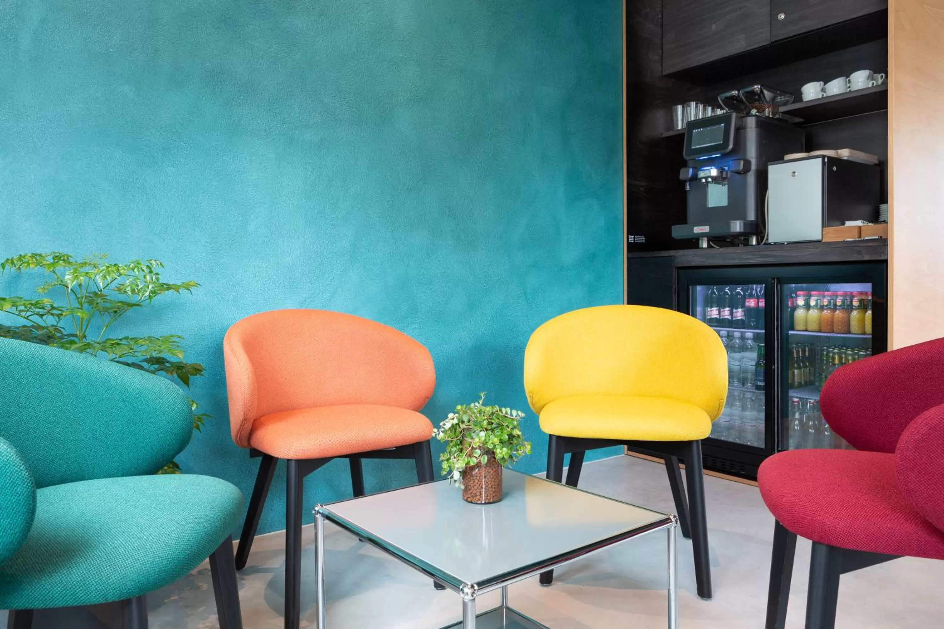 Living room in Riva Rooms & Studios - Check-In 24hr