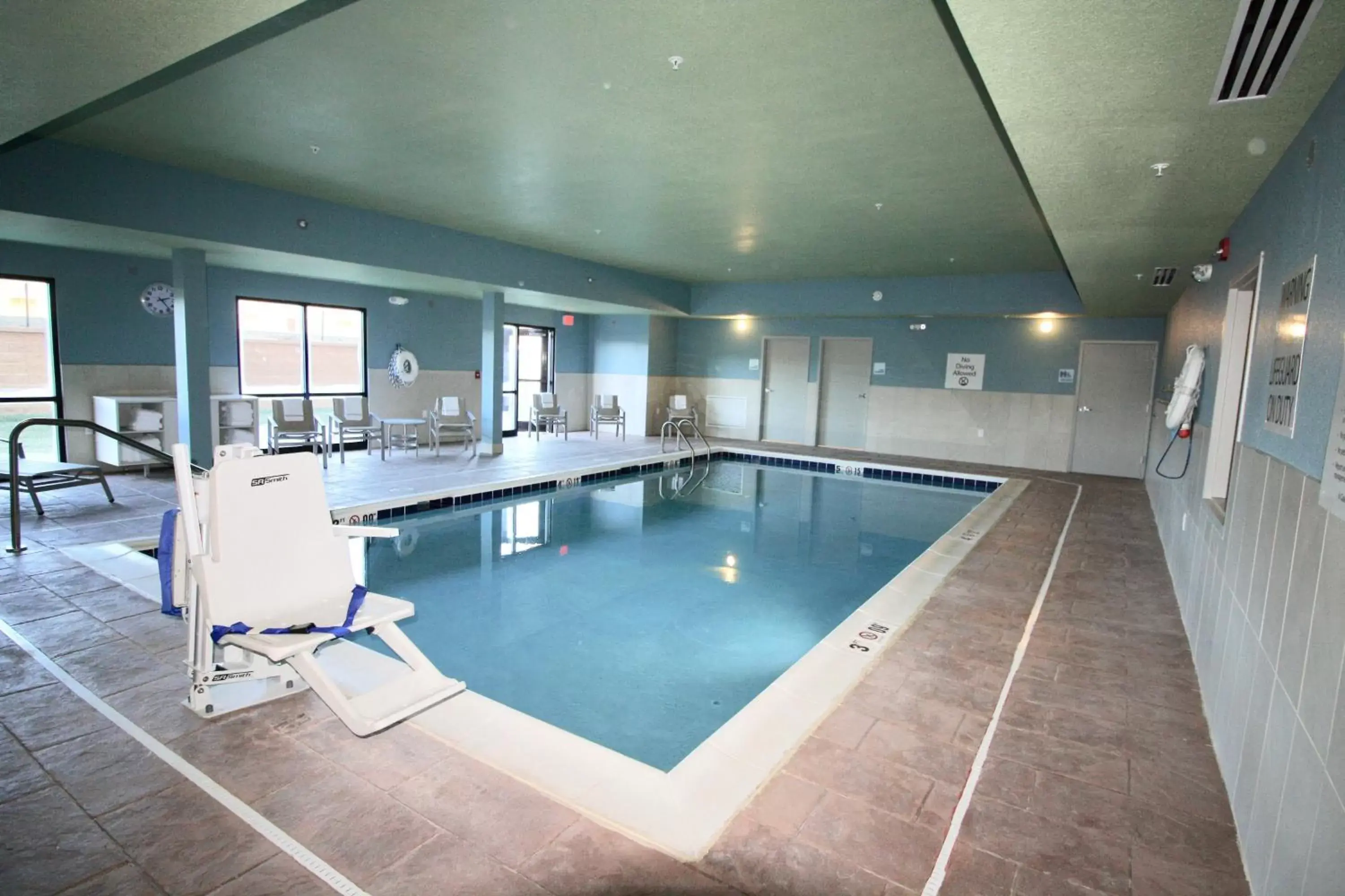 Swimming Pool in Holiday Inn Express & Suites - Kirksville - University Area, an IHG Hotel