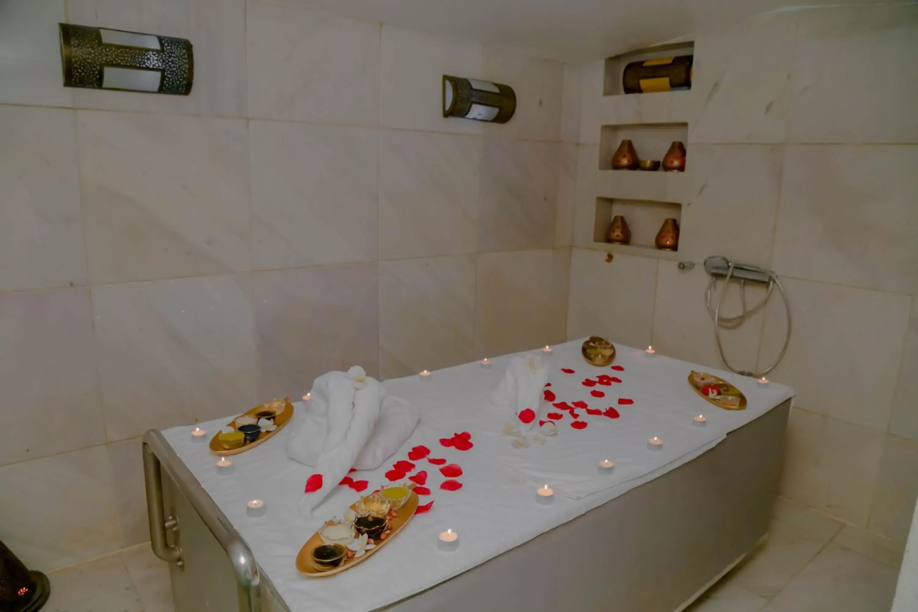 Spa and wellness centre/facilities, Bathroom in Novotel Mohammedia